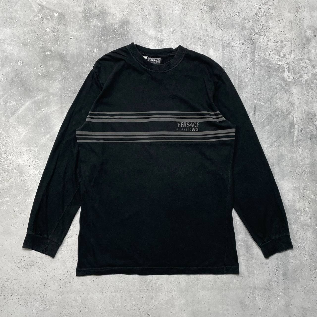 Versace × Vintage Vintage 2000s Versace Classic V2 Long Sleeve T Shirt Faded Size US XL / EU 56 / 4 - 1 Thumbnail
