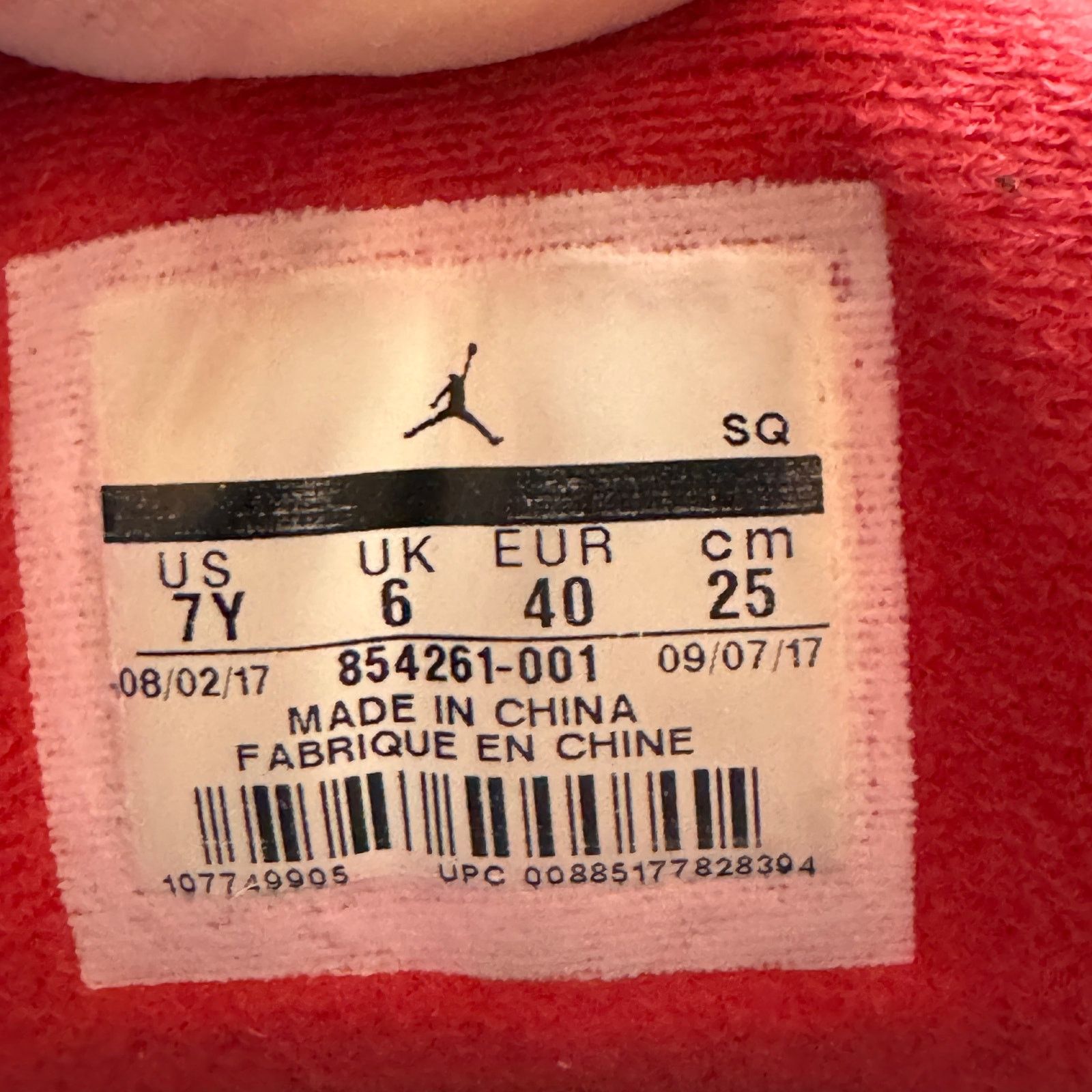Jordan Brand × Nike Size 7 - Nike Air Jordan 3 Retro OG BG Black Cement 2018 Size US 7 / EU 40 - 8 Thumbnail