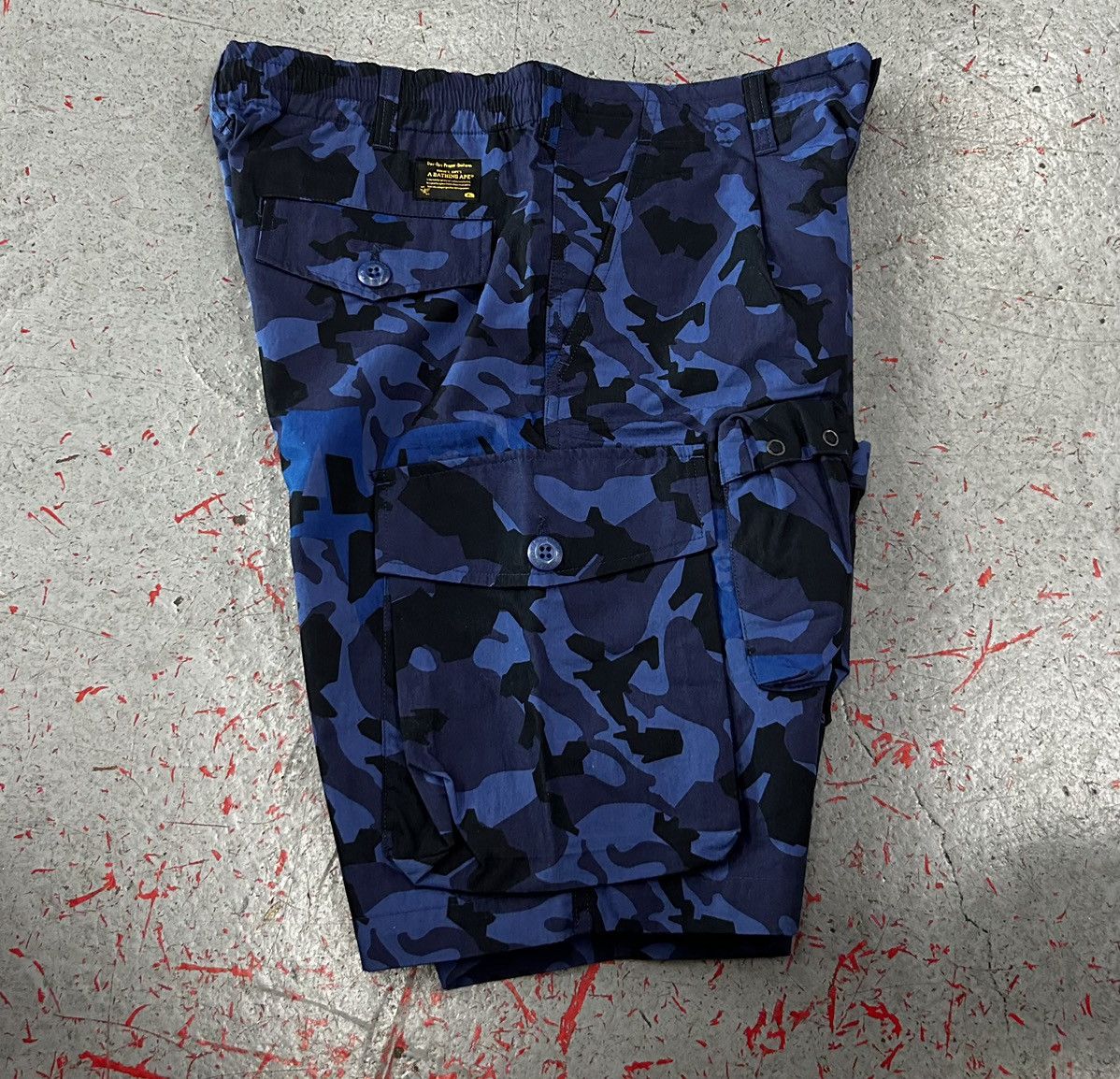 Bape Bape Sand Camo Blue Cargo Shorts Size Medium NEW Size US 33 - 4 Thumbnail