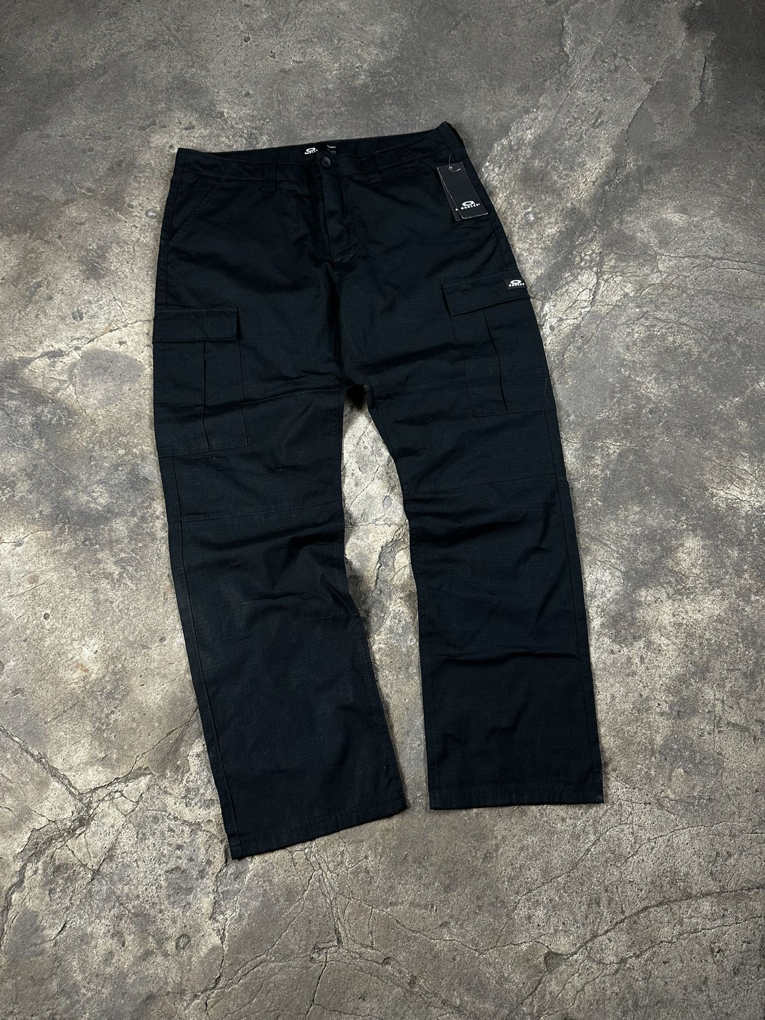 Oakley Vintage Y2k Oakley Cargo Oversized Pants Size US 36 / EU 52 - 1 Thumbnail