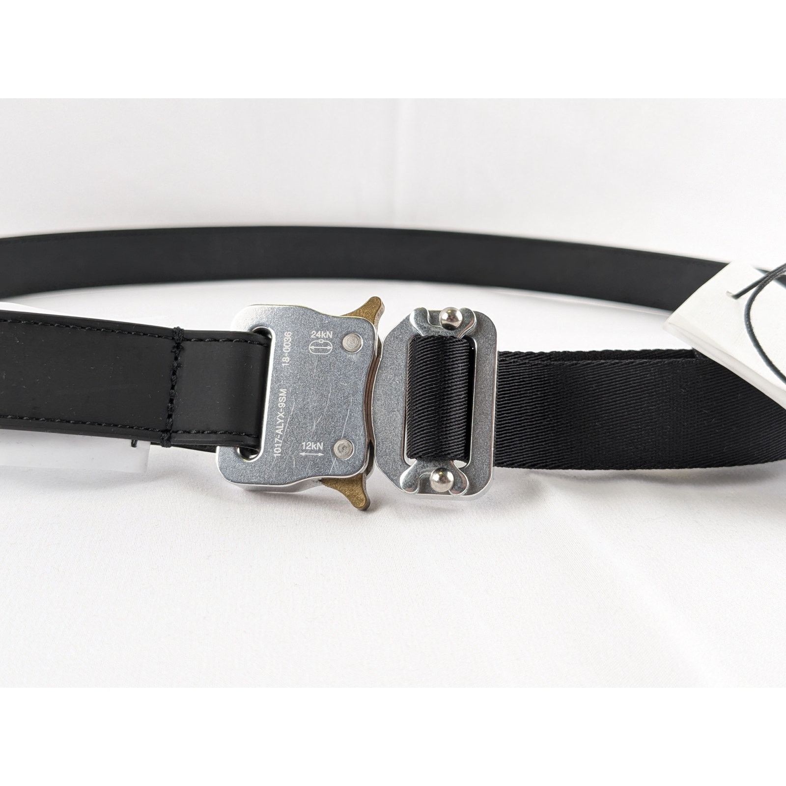 o1rshd1 Size: OS / Fabric Belt in Black