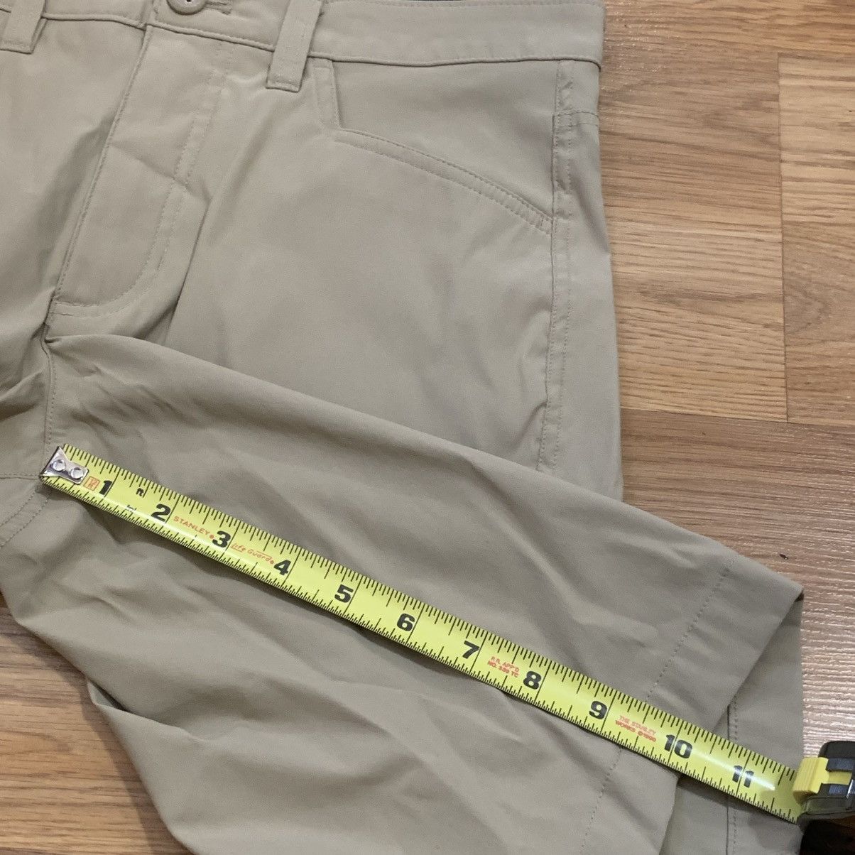 Eddie Bauer Sz 30- Eddie Bauer Rainer Shorts (Tan) Size US 30 / EU 46 - 3 Thumbnail