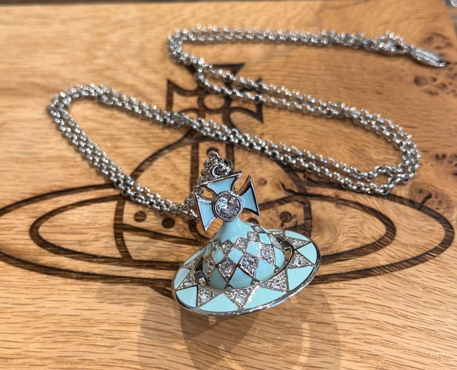 Vivienne Westwood o1f1d3z0525 Size: OS / Necklace in Silver/Light Blue Size ONE SIZE - 1 Preview