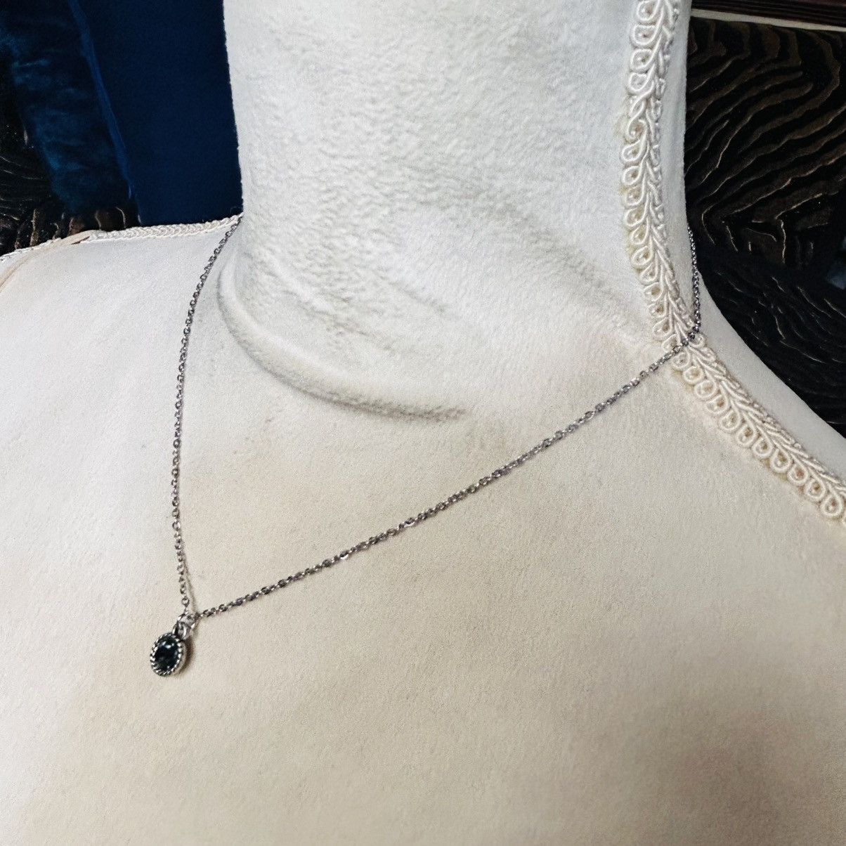 Handmade Handcrafted vintage smoky faceted glass pendant necklace Size ONE SIZE - 4 Thumbnail