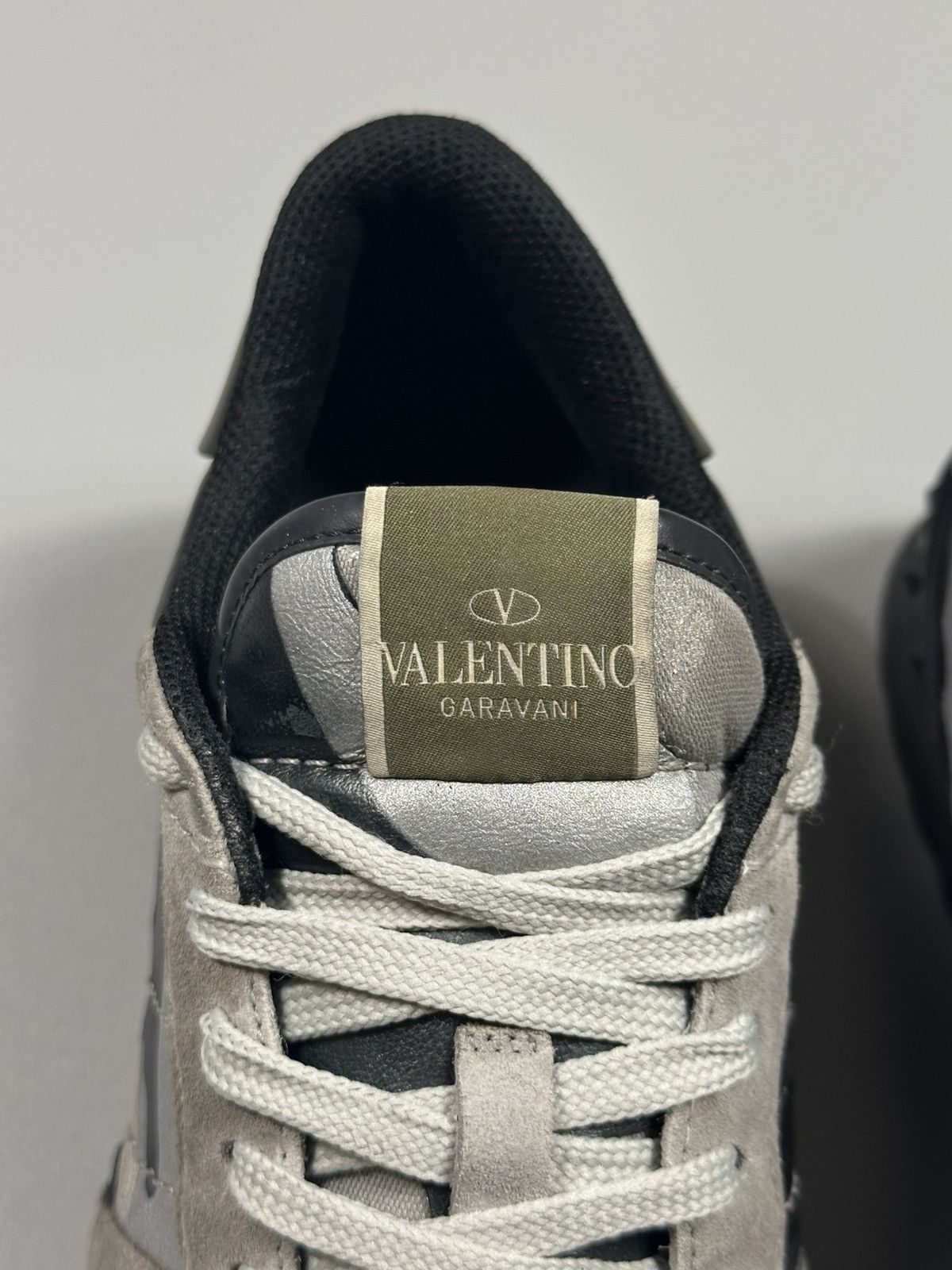 Valentino Valentino Rockrunner Camouflage Sneakers Grey/Black Size US 11 / EU 44 - 8 Thumbnail