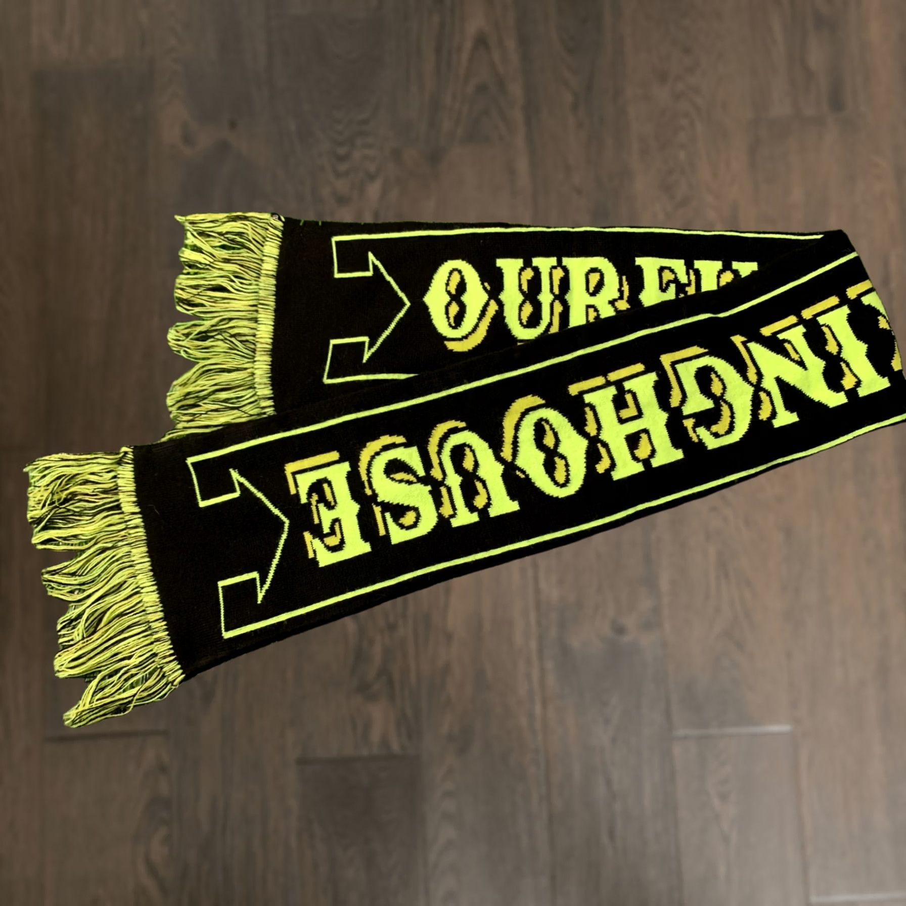 Vintage Official Product Scarf Men One Size Black Neon Acrylic Size ONE SIZE - 1 Thumbnail