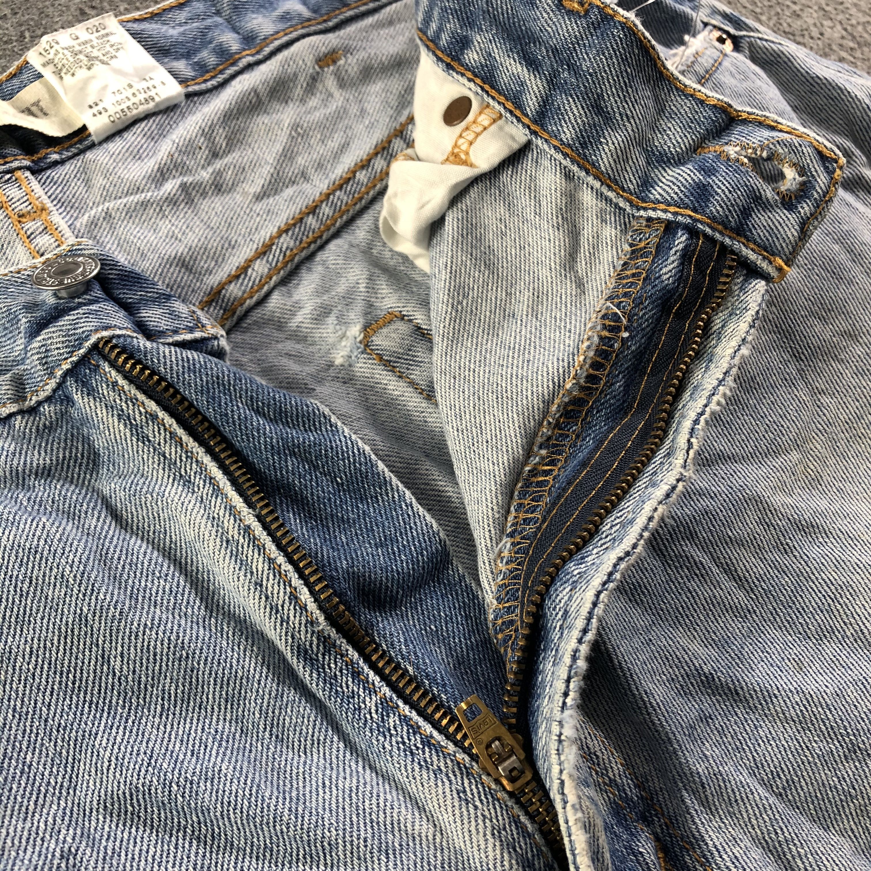 Levi's Vintage Light Wash Levis 550 Jeans-J3347 Size US 37 - 8 Thumbnail