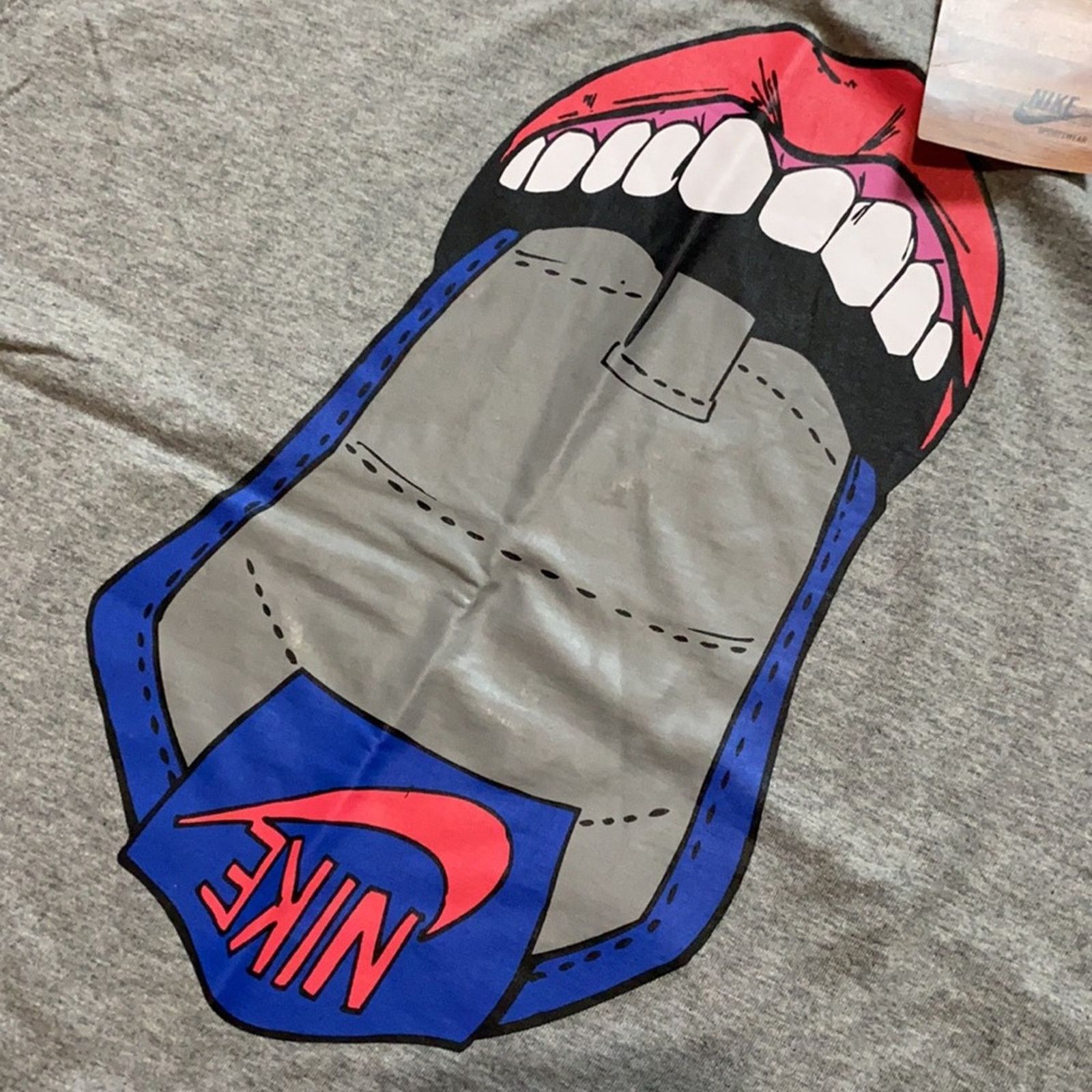 Nike 2008 Nike Shoe Tongue Short Sleeve Size US L / EU 52-54 / 3 - 2 Thumbnail