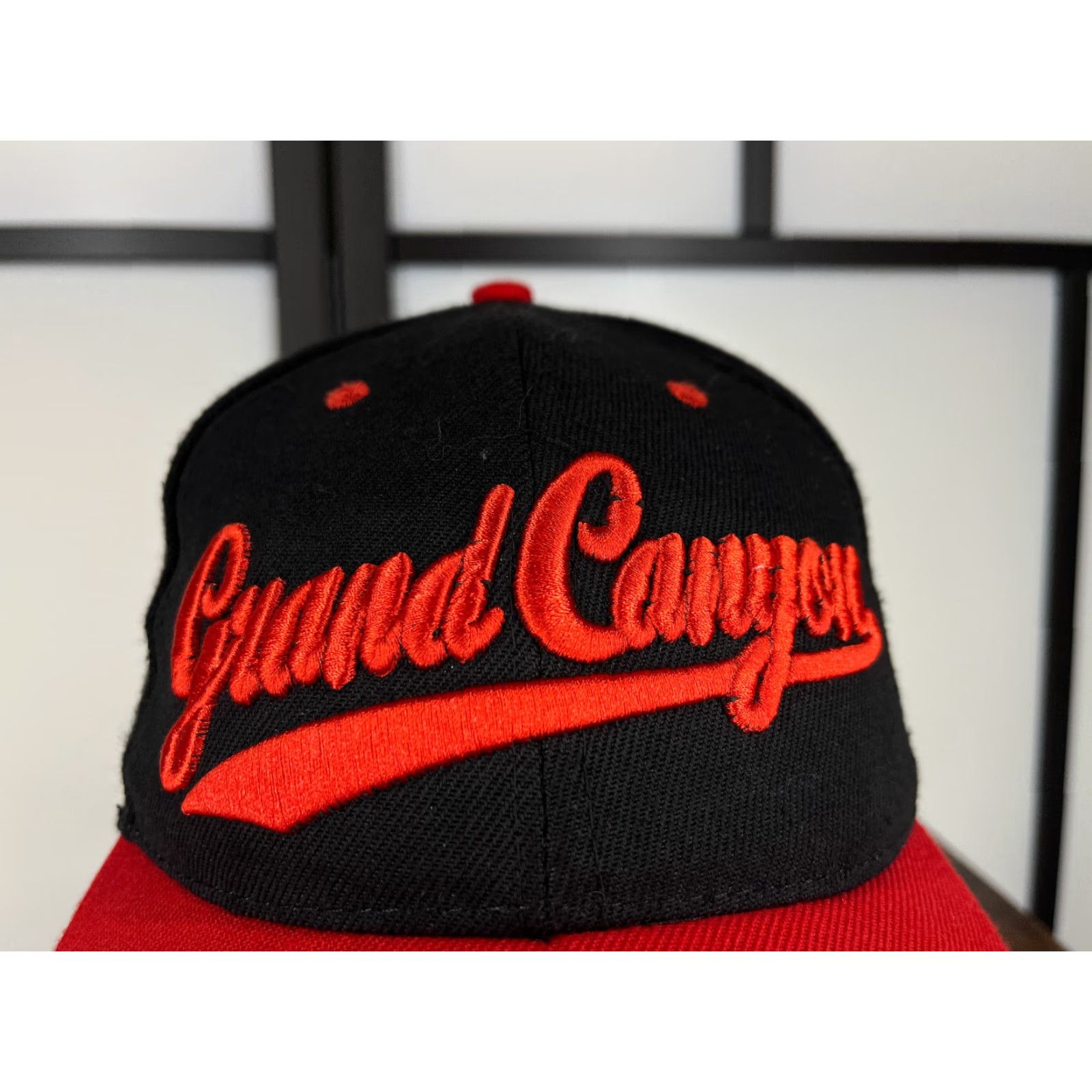 Vintage Arizona Grand Canyon Hat Cap Strap Back Adult Red Black Embroidered Acrylic Size ONE SIZE - 2 Thumbnail
