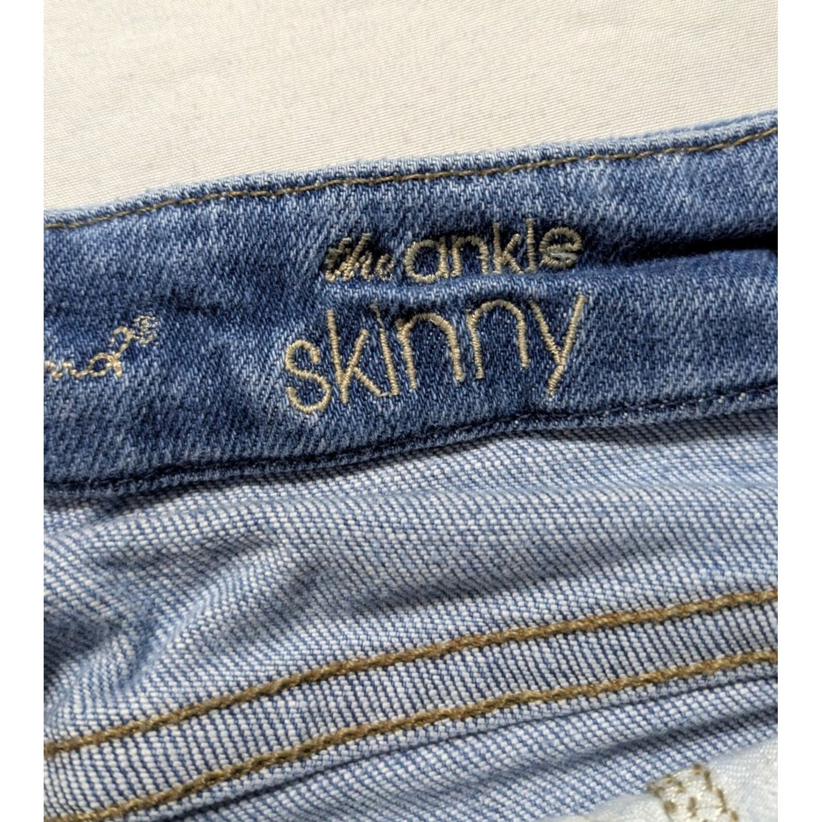 7 For All Mankind 7 For All Mankind The Ankle Skinny Jeans Women 26 Stretch Denim Blue MADE USA 27 in Waist 27 in Inseam Slim Fit Feminine Comfort Size 26" / US 2 / IT 38 - 5 Thumbnail