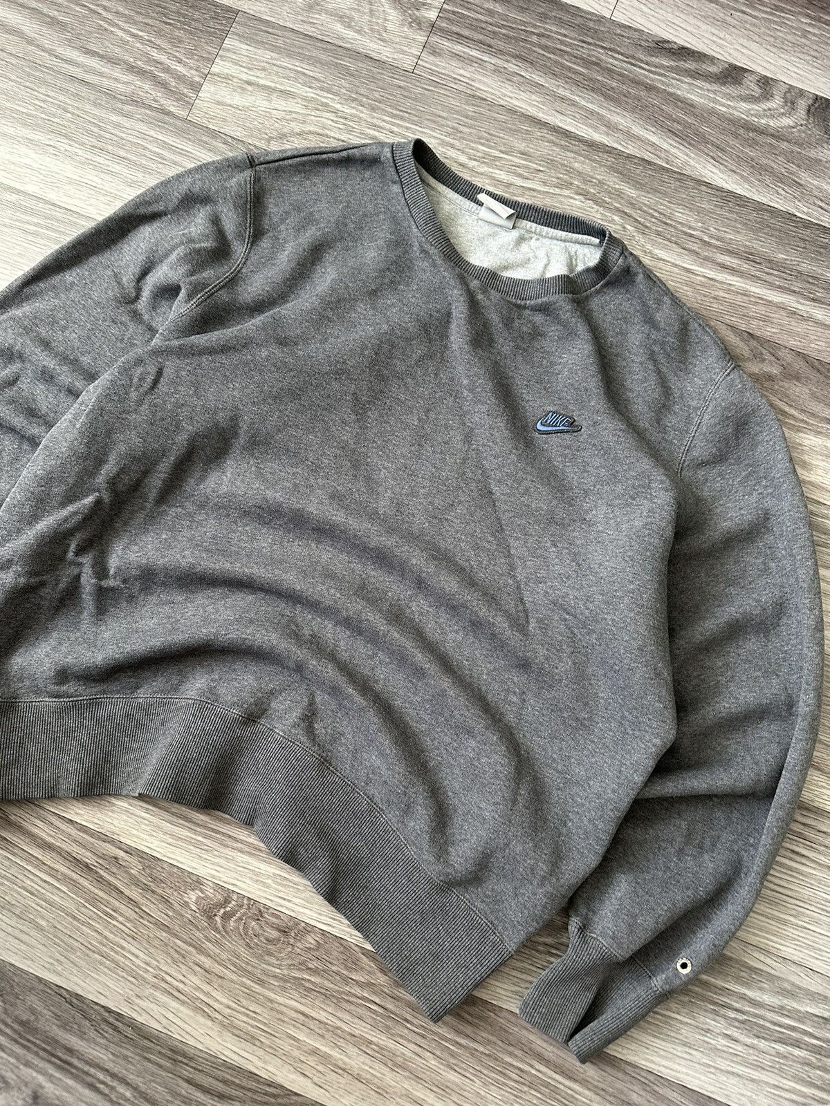 Nike × Vintage Nike vintage boxyfit Sweatshirt Small Swoosh 90s y2k hype Size US XL / EU 56 / 4 - 2 Thumbnail