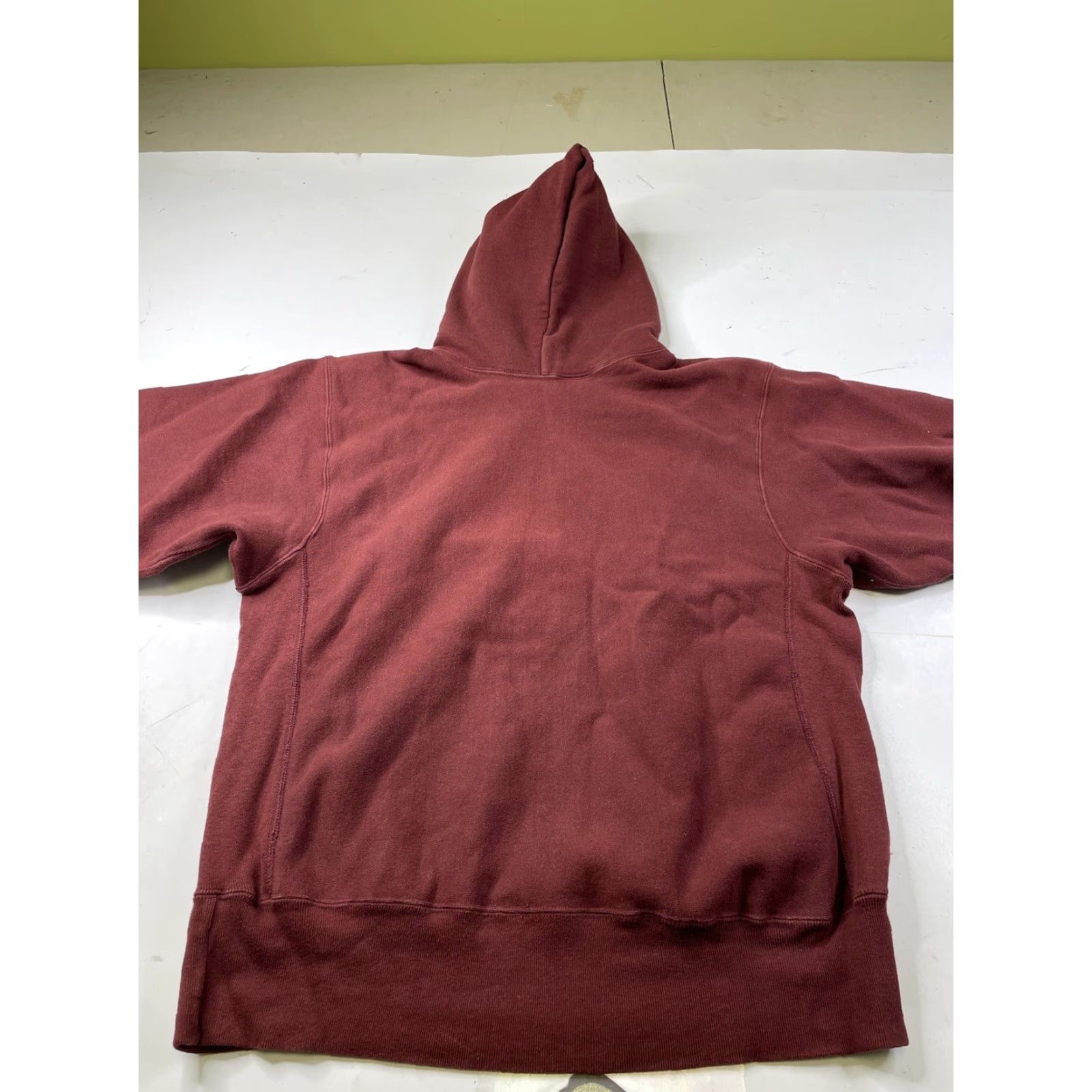 Champion VINTAGE Champion Reverse Weave Hoodie Sweatshirt XL Burgundy 1980s USA Men Pullover Hooded Sweatshirt Size US XL / EU 56 / 4 - 4 Thumbnail