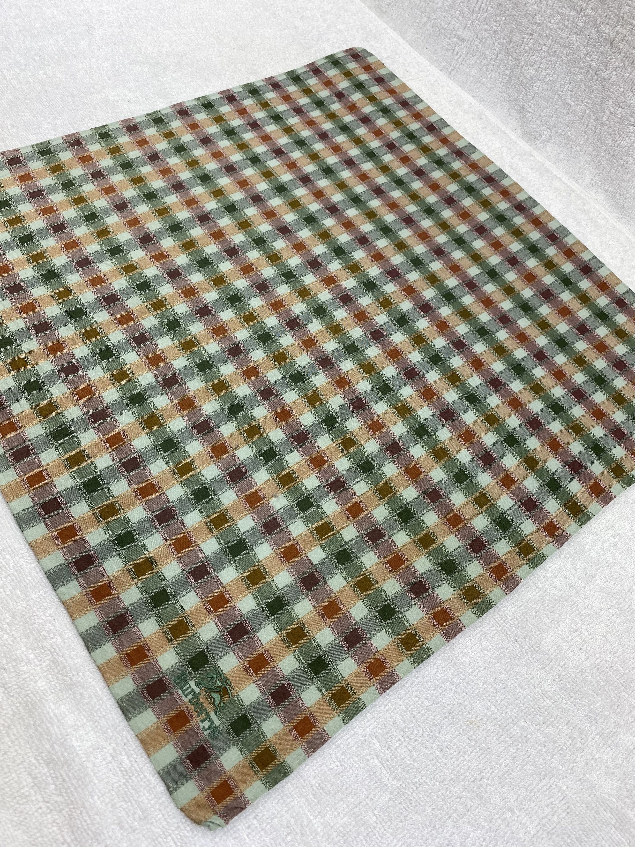 Burberry Burberry Handkerchief / Bandana / Neckerchief Size ONE SIZE - 4 Thumbnail