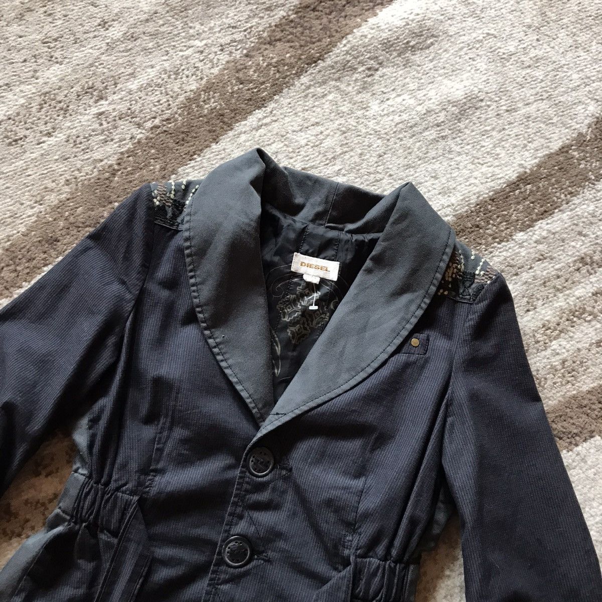 Diesel Diesel Vintage Distressed Denim Jacket women size S/M Size S / US 4 / IT 40 - 2 Thumbnail