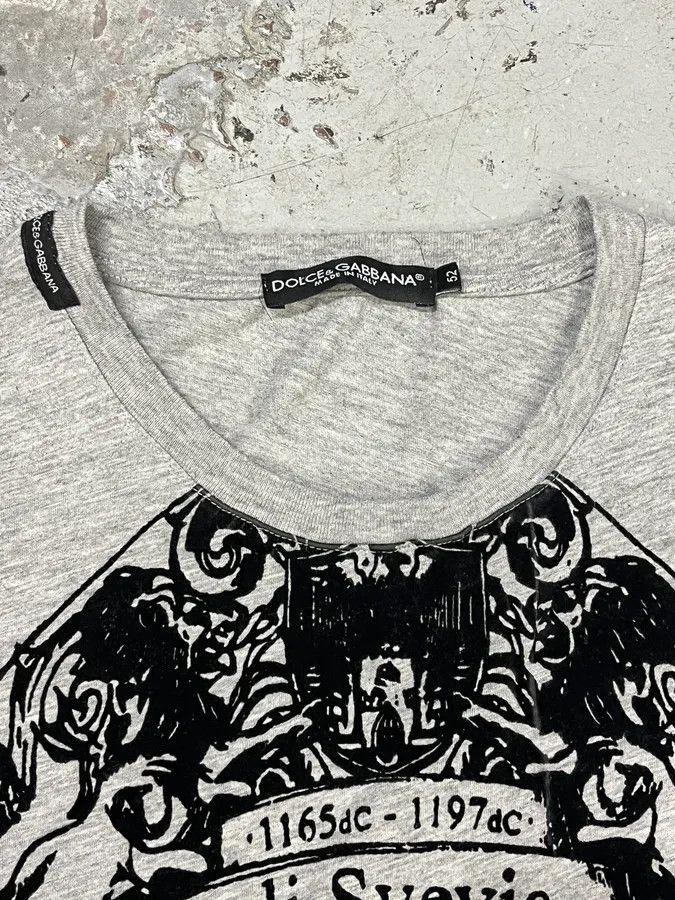 Designer × Dolce & Gabbana × Vintage 2000s Dolce & Gabbana Monarchy King Grey T-Shirt Size US M / EU 48-50 / 2 - 7 Thumbnail
