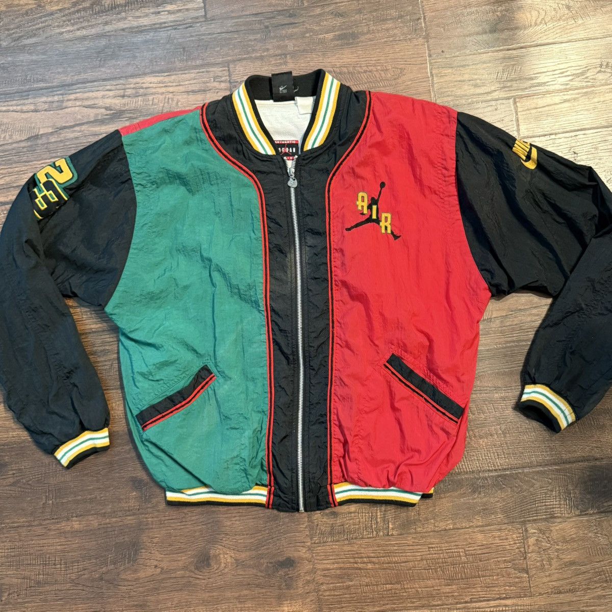 Nike Jordan Vintage “R&B” Colorblock Windbreaker Vintage 90s