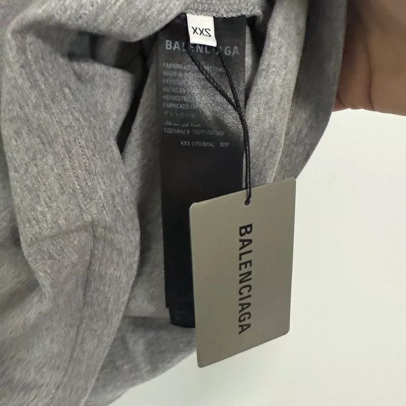 Balenciaga Balenciaga Cotton tape sticker T-shirt Size US XXS / EU 40 - 6 Thumbnail