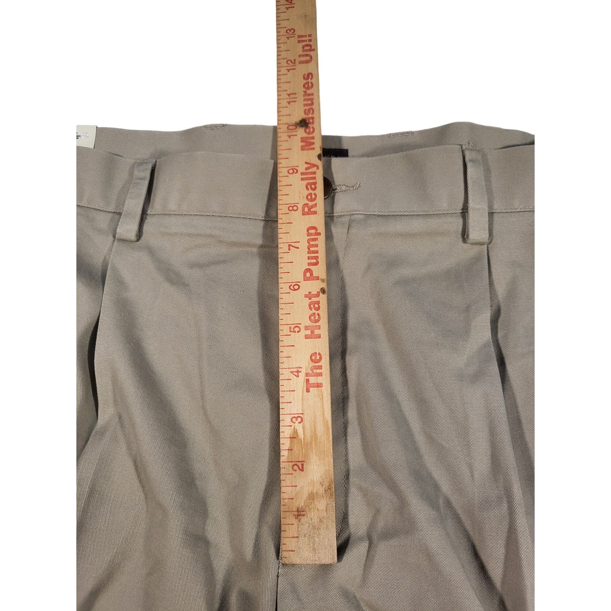 Dockers Dockers Easy Khaki Pants Men Sz 52X32 Comfort Waistband Wrin Size US 44 / EU 60 - 4 Thumbnail