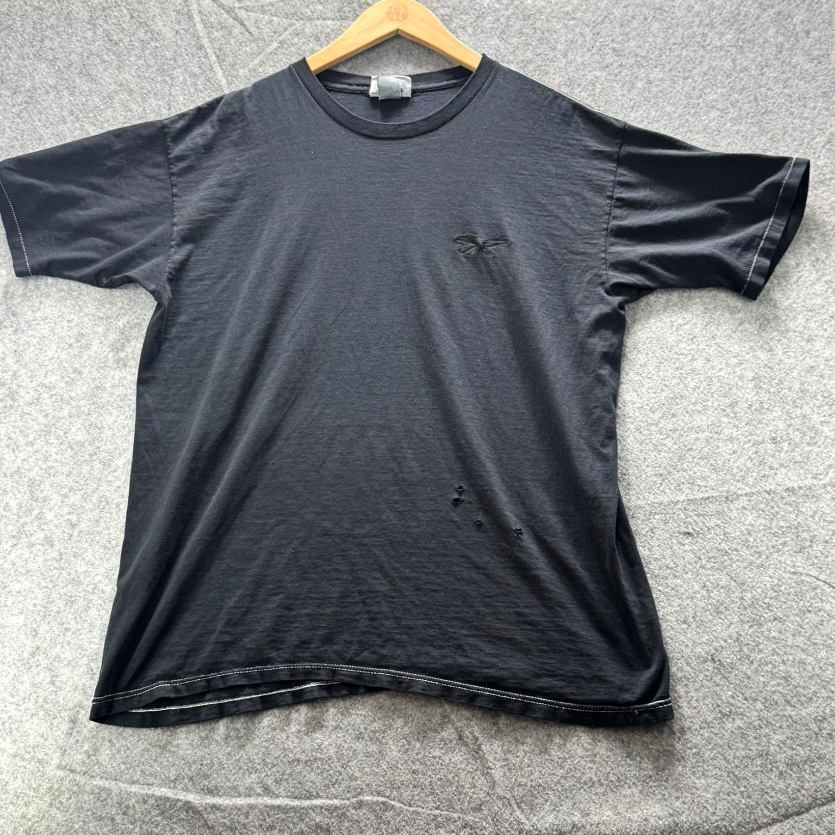 Reebok Vintage Reebok Shirt L Black Crewneck Embroidered Logo Cotton 90s Mens Size US L / EU 52-54 / 3 - 2 Thumbnail
