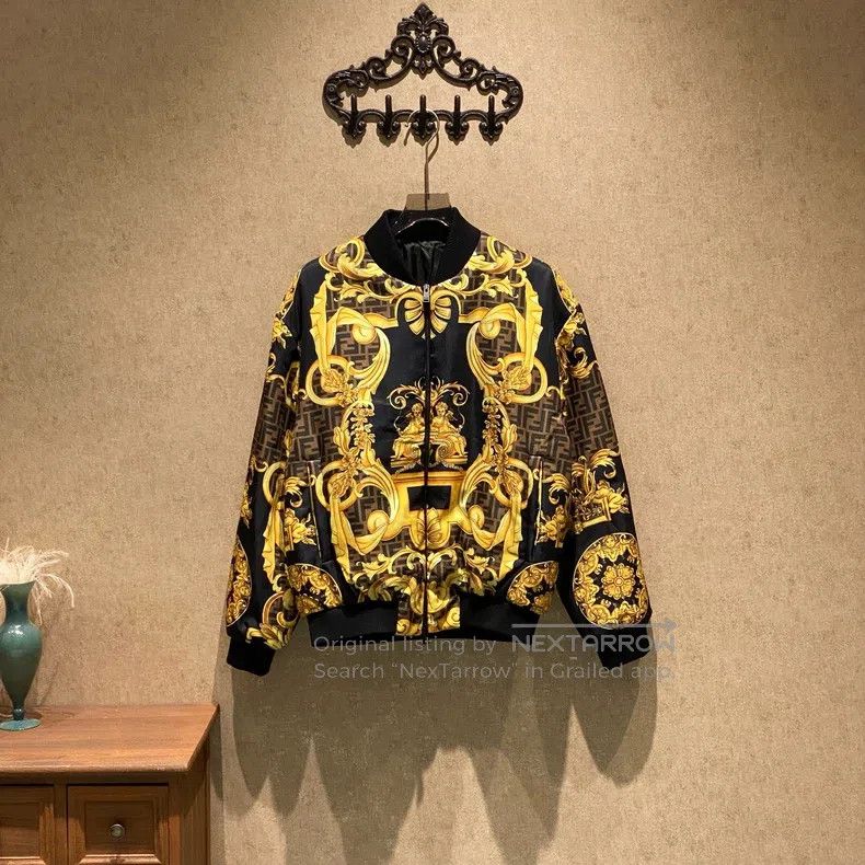 Versace Versace Co-branded baroque old flower full printed cotton Size US S / EU 44-46 / 1 - 1 Thumbnail