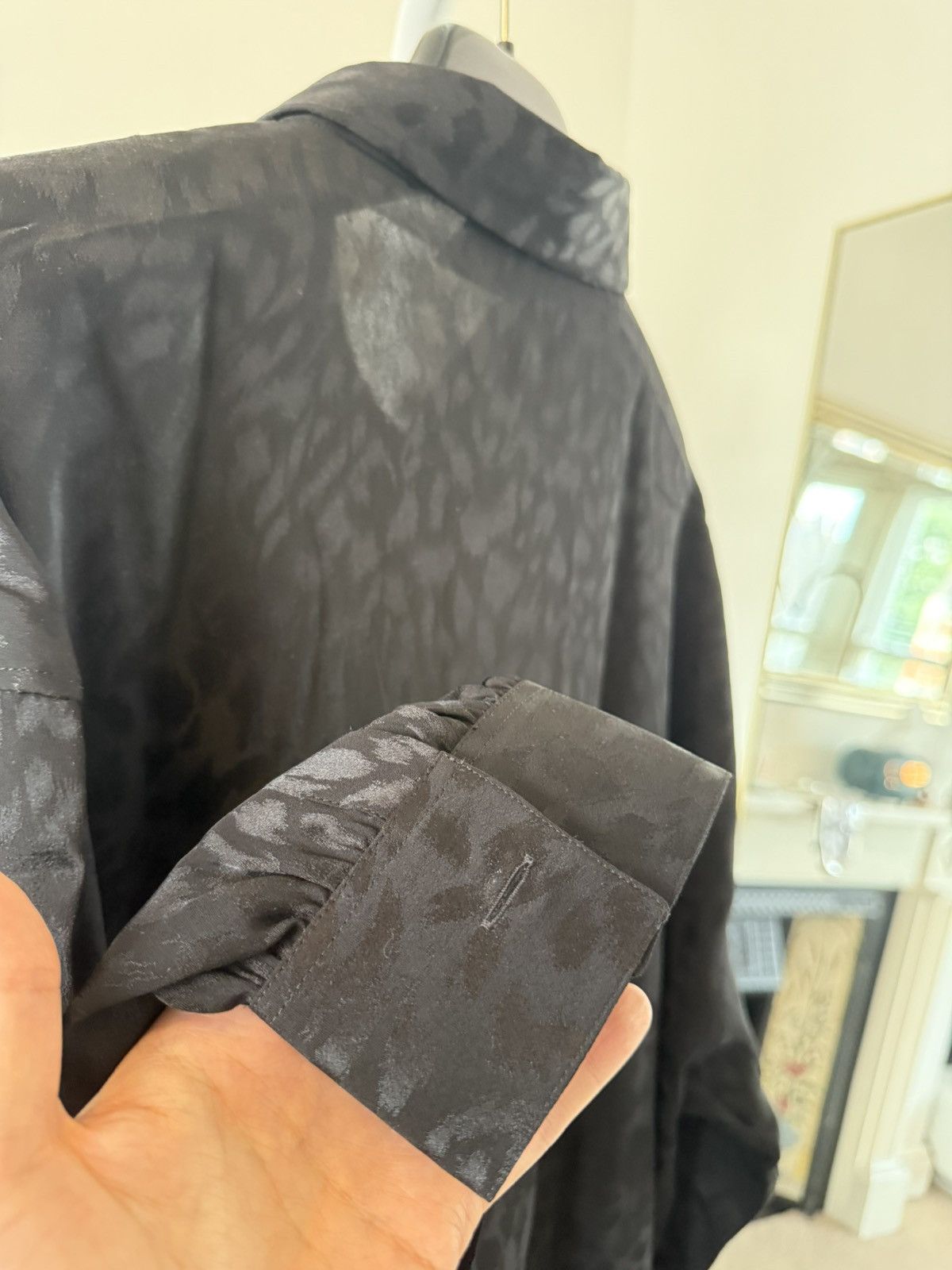 Saint Laurent Paris SS23 Saint Laurent Shirt in Matte and Shiny Silk Size US XL / EU 56 / 4 - 6 Thumbnail