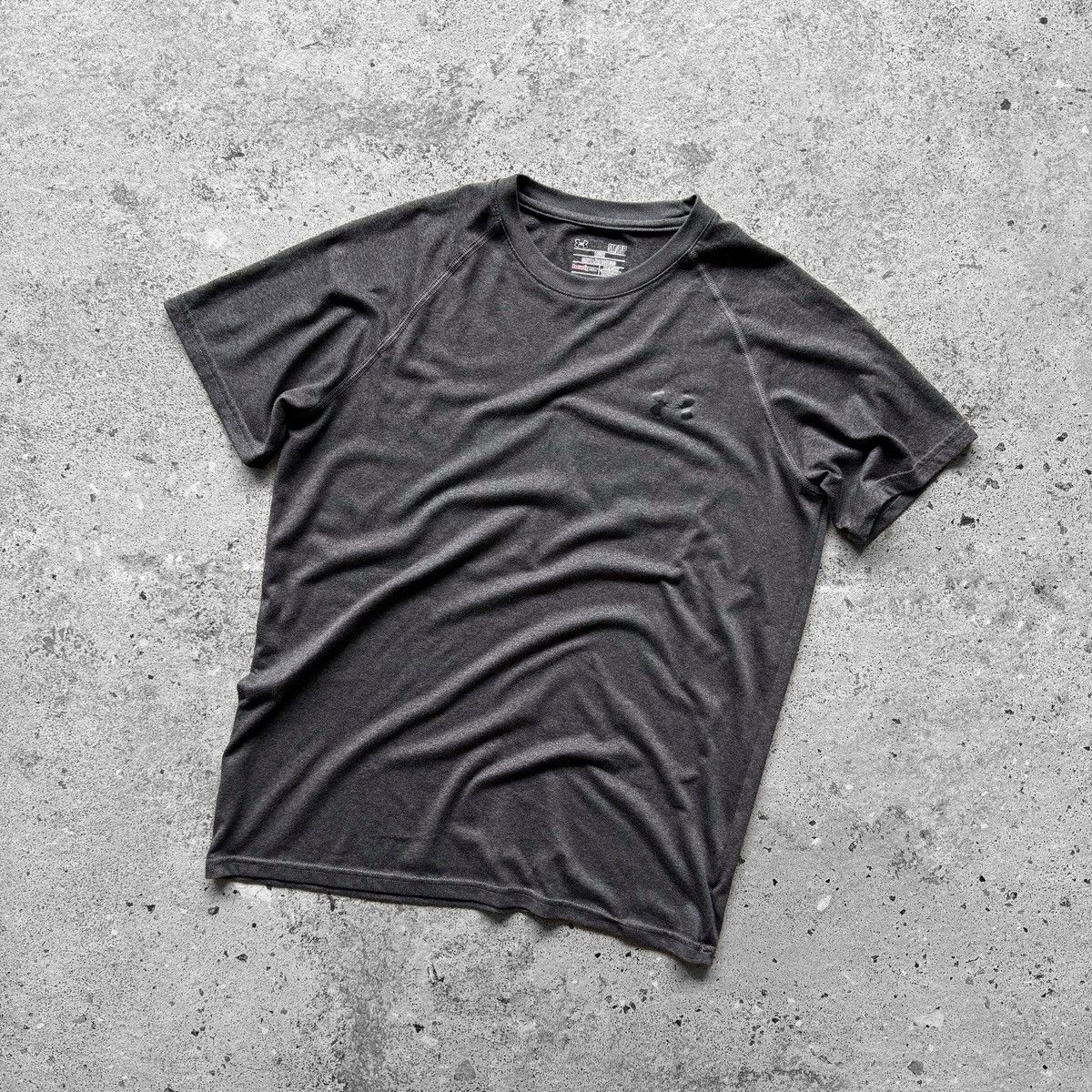 Under Armour Under Armour HeatGear Mens Gray Short Sleeve Sport Shirt Top Size US S / EU 44-46 / 1 - 1 Thumbnail