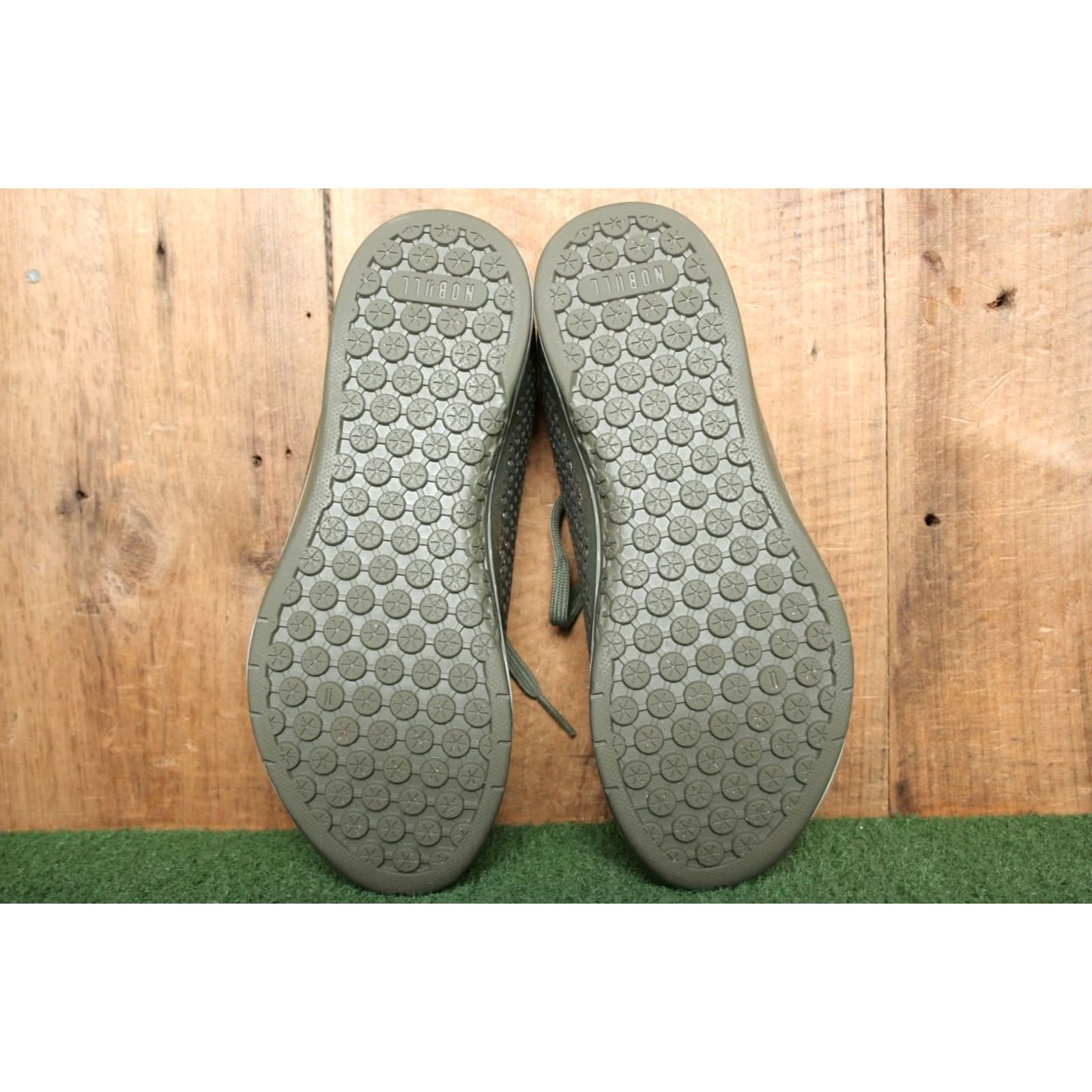Vintage NOBULL Athletic Sneaker | Leather Upper | Perforated Olive Green | Unisex Adults | Men's 7.5 / Women's 9 | Green | Sneaker Size US 7 / IT 37 - 5 Thumbnail