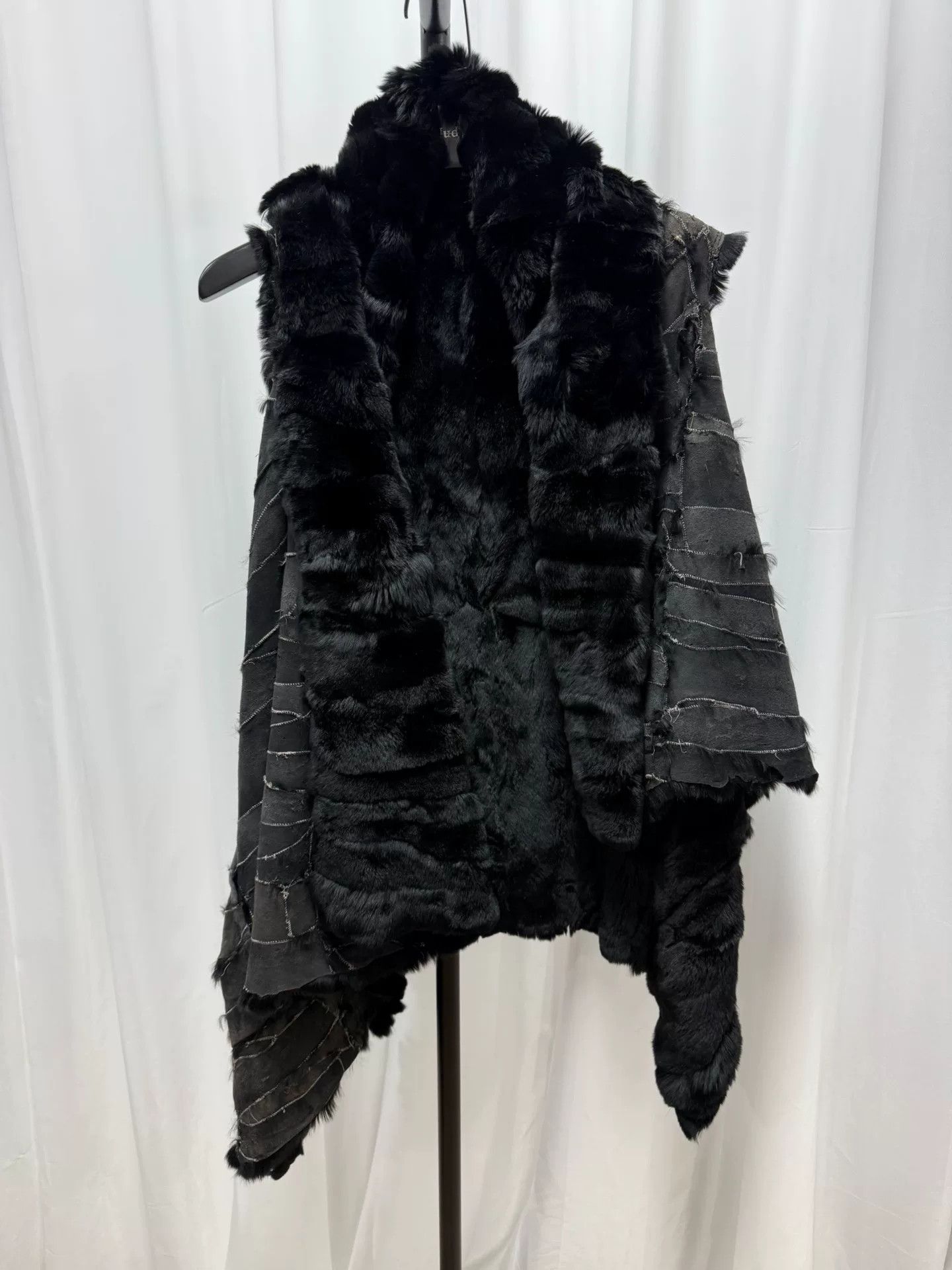 Ann Demeulemeester ann demeulemeester asymmetrical black vest Size S / US 4 / IT 40 - 1 Thumbnail