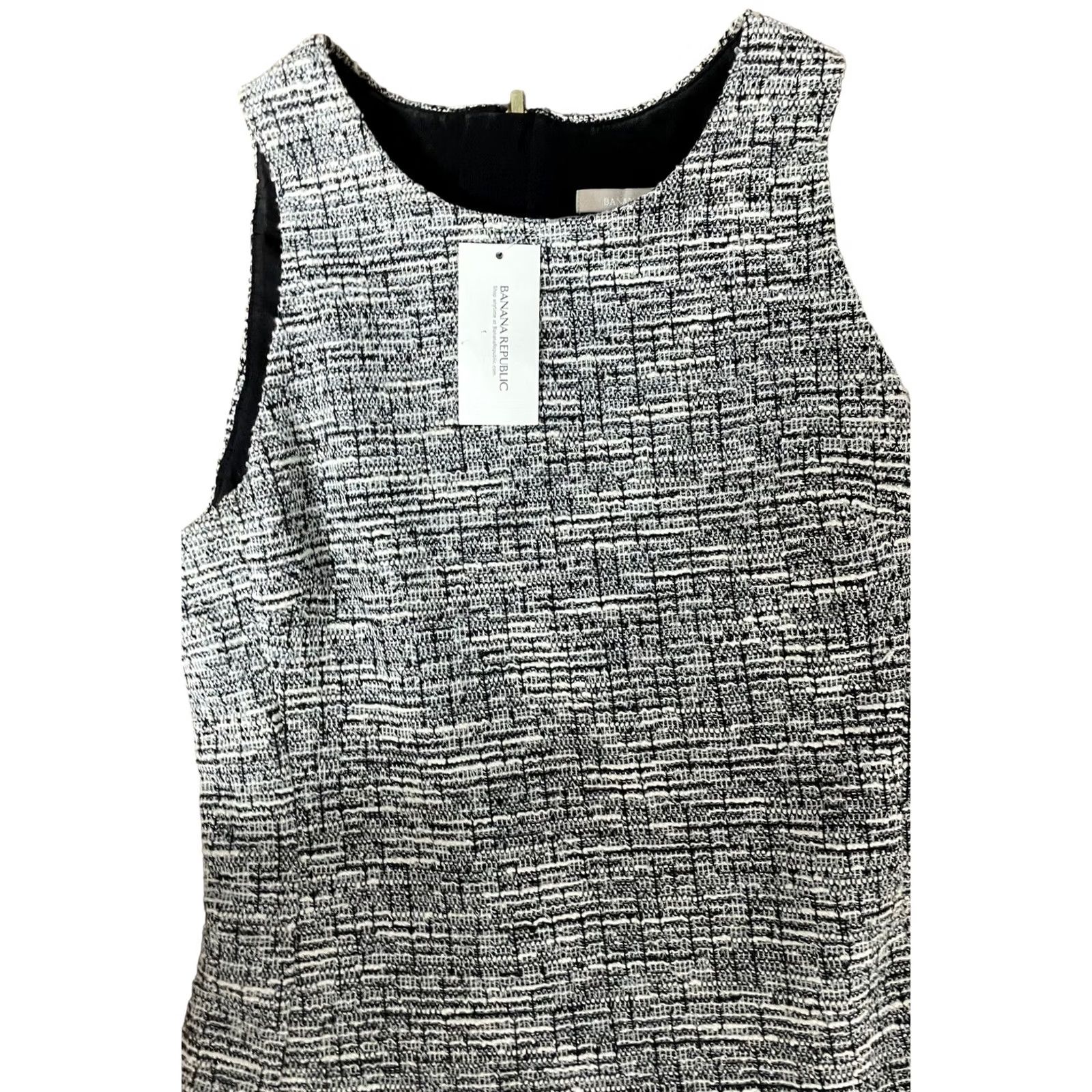 Banana Republic VINTAGE? Banana Republic Women’s Gray & White Knitted Dress Sleeveless NWT Sz 0 Size XS / US 0-2 / IT 36-38 - 6 Thumbnail