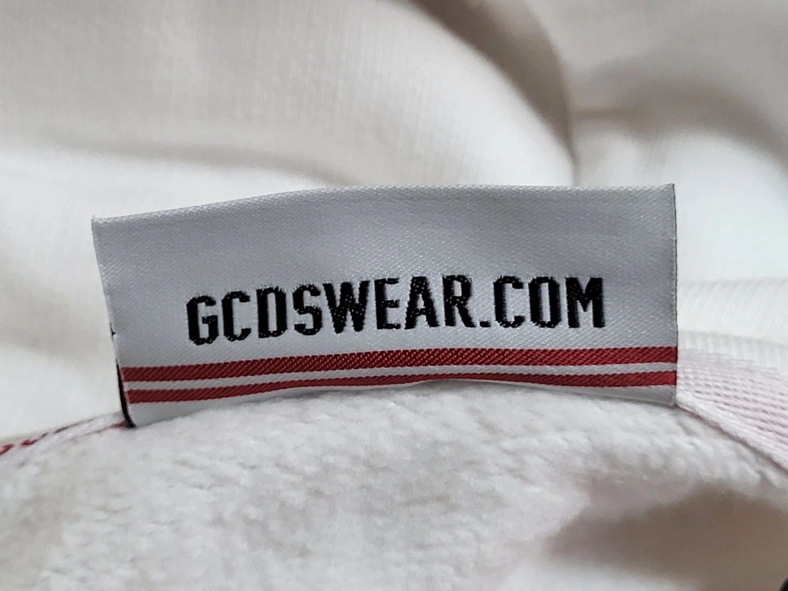 GCDS GCDS Wear Cropped White Heart Cotton Sweatshirt Hoodie Size M / US 6-8 / IT 42-44 - 19 Thumbnail