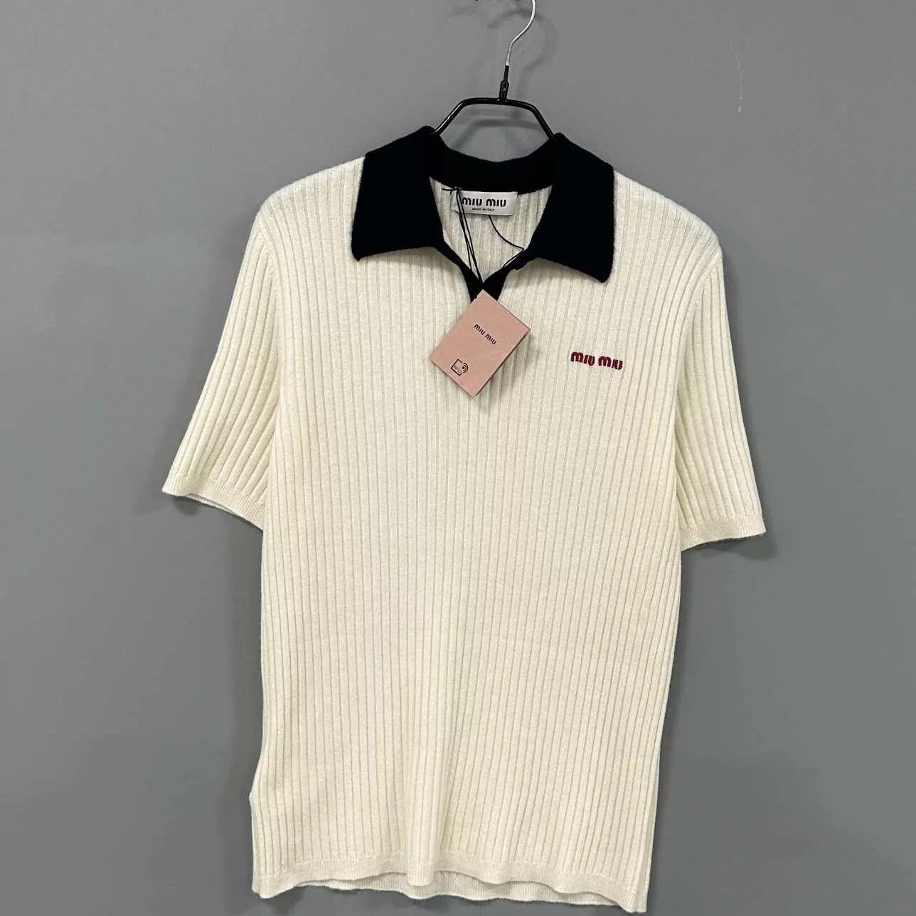 Miu Miu MIUMIU FW24 Ribbed Embroidered Logo Cashmere Short Sleeve 42 Size M / US 6-8 / IT 42-44 - 1 Thumbnail