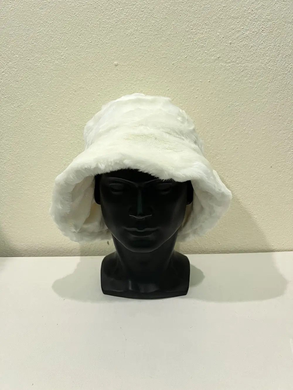 Japanese Brand Fur Fleece Bucket Hats Size ONE SIZE - 2 Thumbnail