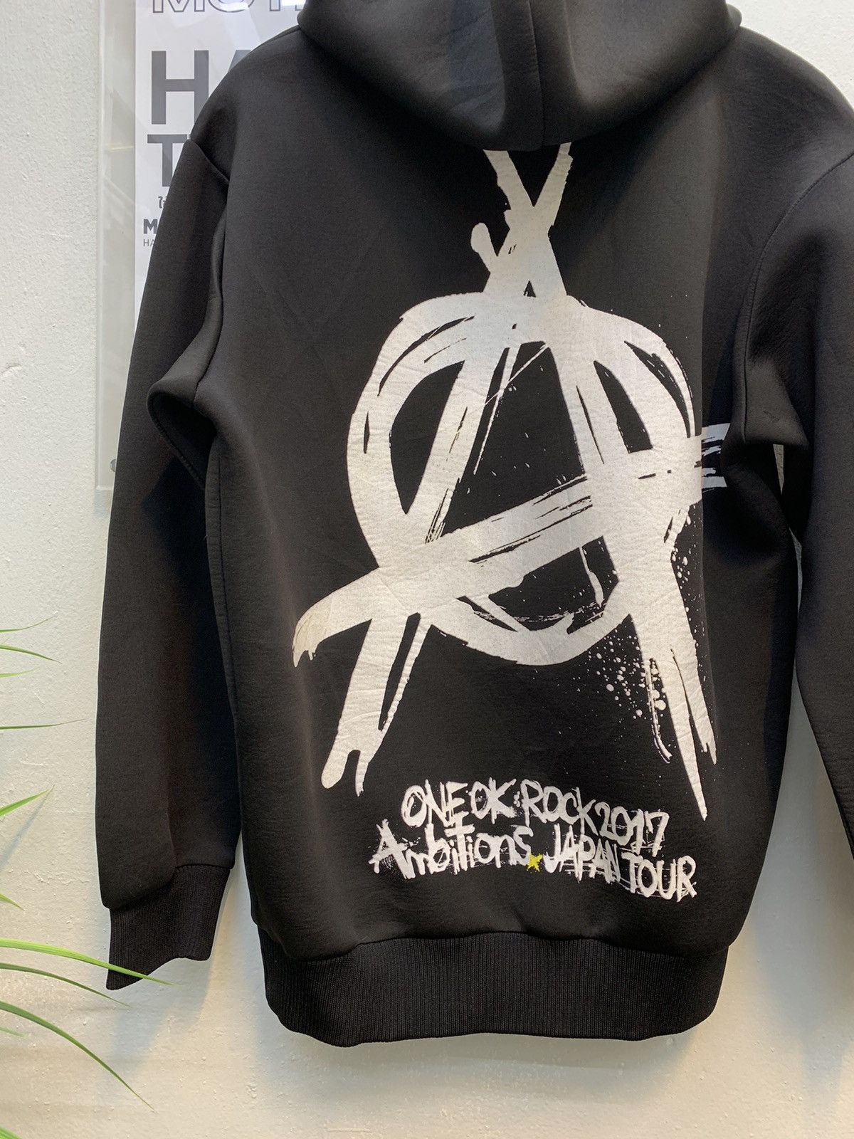 Japanese Brand ✨ ONE OK ROCK 2017 AMBITIONS JAPAN TOUR HOODIE & WRISTBAND. Size US M / EU 48-50 / 2 - 4 Thumbnail