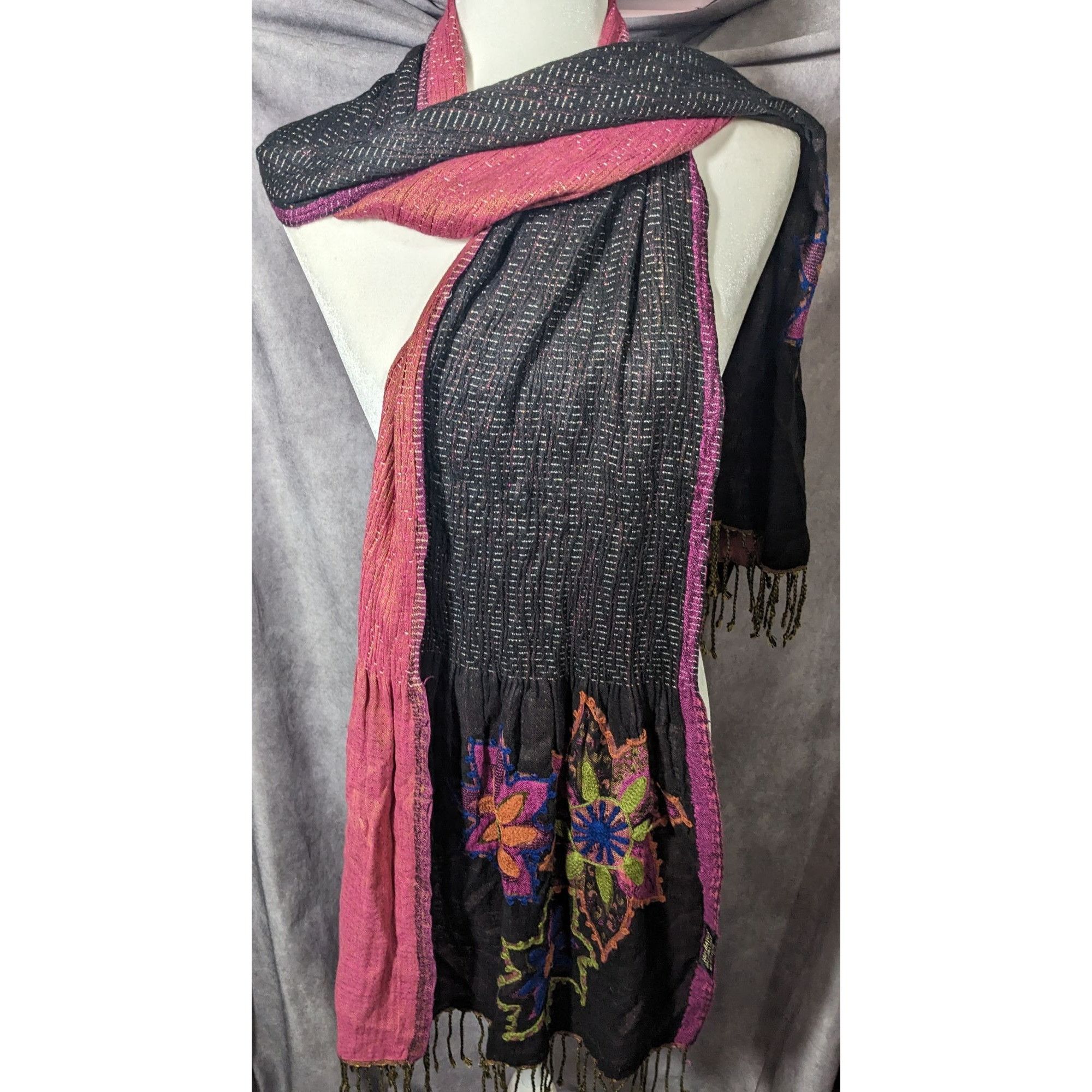 Other Vintage Bohemian Grey And Pink Floral Embroidered Scarf Size ONE SIZE - 15 Thumbnail