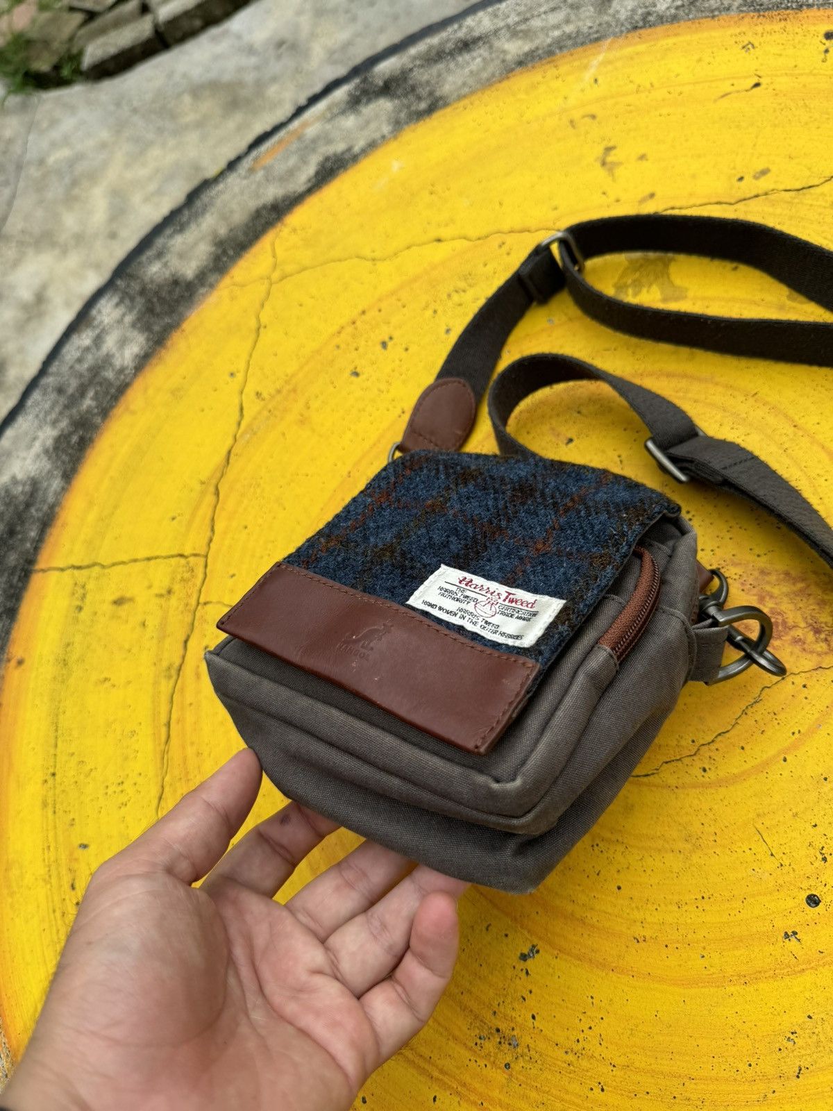 Harris Tweed × Kangol Harris tweed x kangol Crossbody bag Size ONE SIZE - 3 Thumbnail