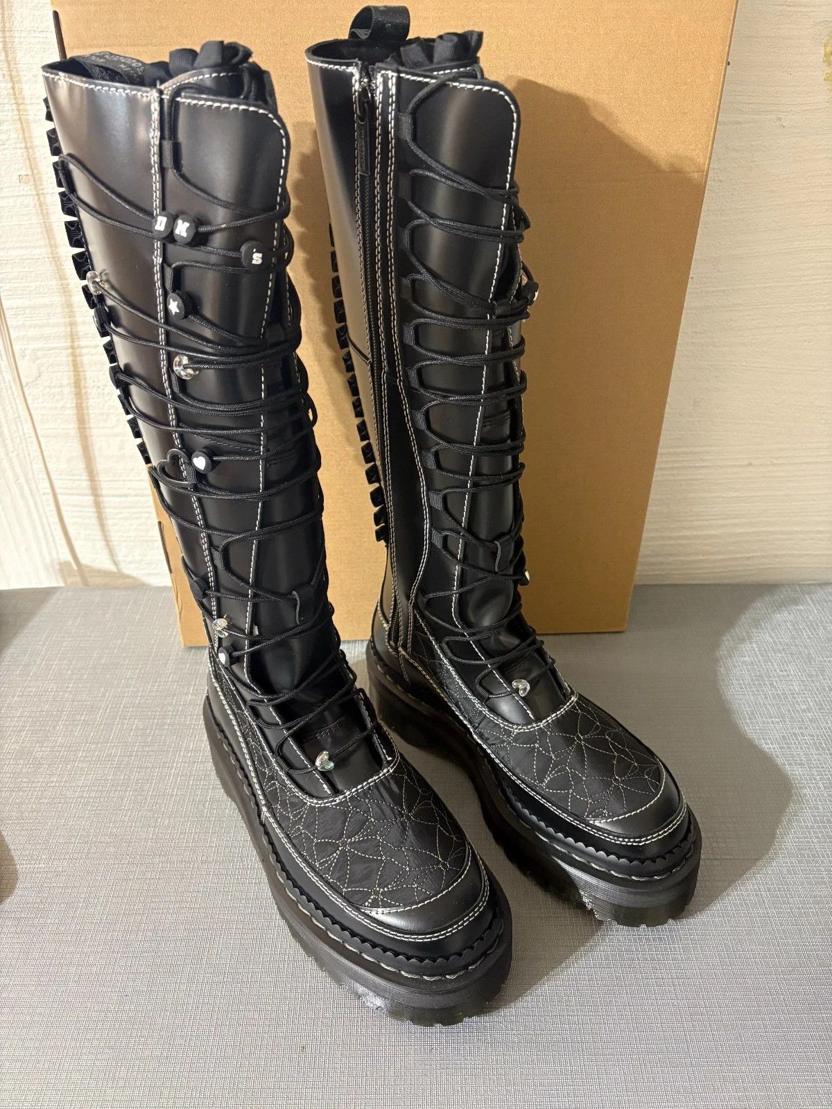 Dr. Martens XTRM FRILL Platform Leather Limited Edition Boots Size US 7 / IT 37 - 2 Thumbnail
