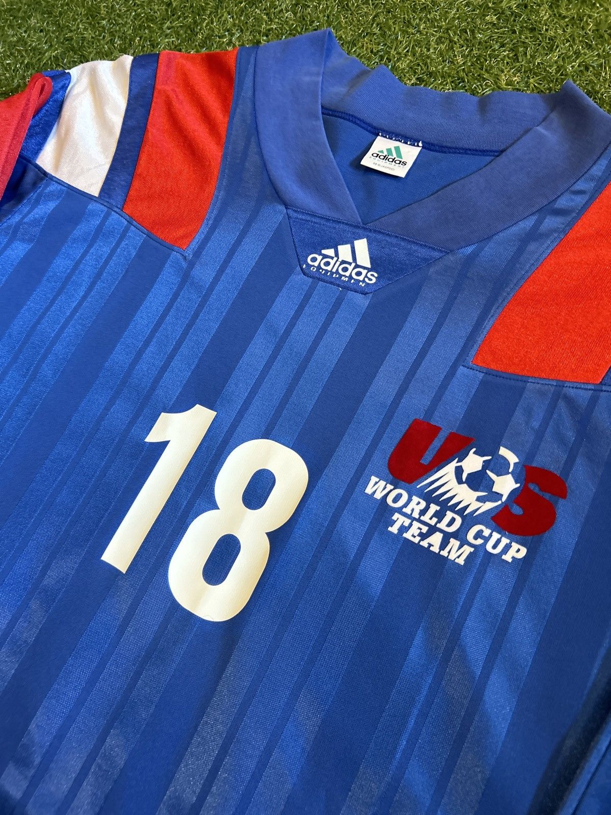 Adidas 93/94 USA Away Shirt Size US L / EU 52-54 / 3 - 5 Thumbnail
