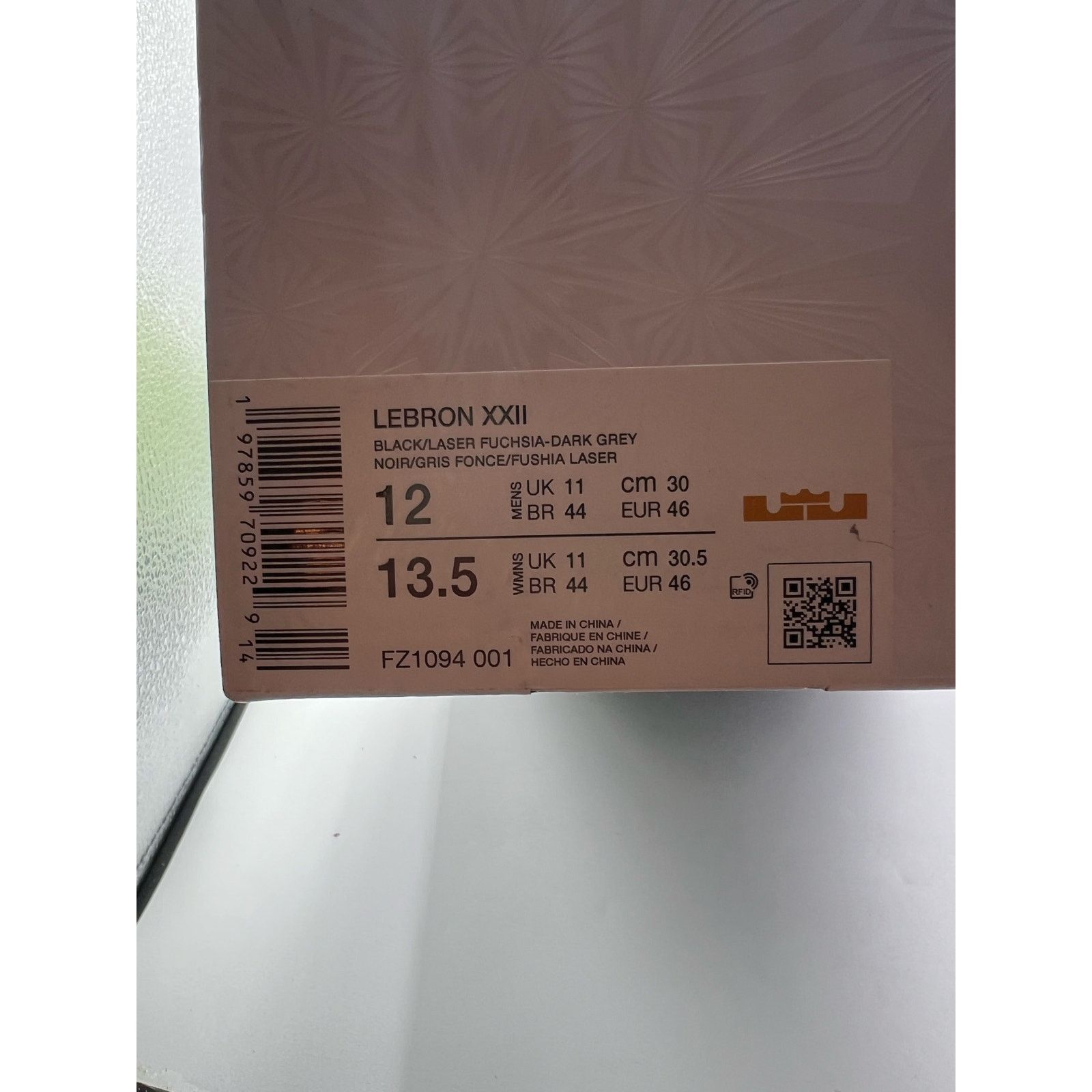 Nike Nike LeBron 22 “Blacklight” size 12 men’s Size US 12 / EU 45 - 7 Thumbnail