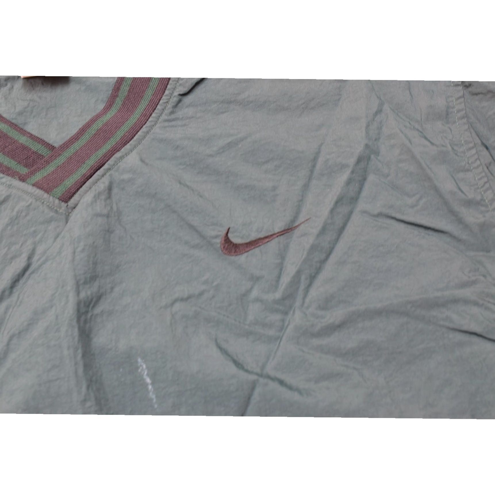 Nike VINTAGE Nike Windbreaker Jacket V-Neck Pullover Green XL Men Retro Style Windbreaker Oversized Size US XL / EU 56 / 4 - 6 Thumbnail