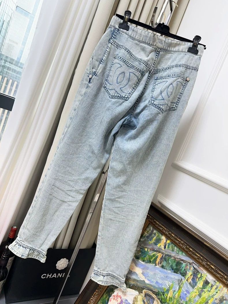 Chanel Chanel 22K show ruffle washed blue jeans Size 25" / US 0 / IT 36 - 2 Thumbnail