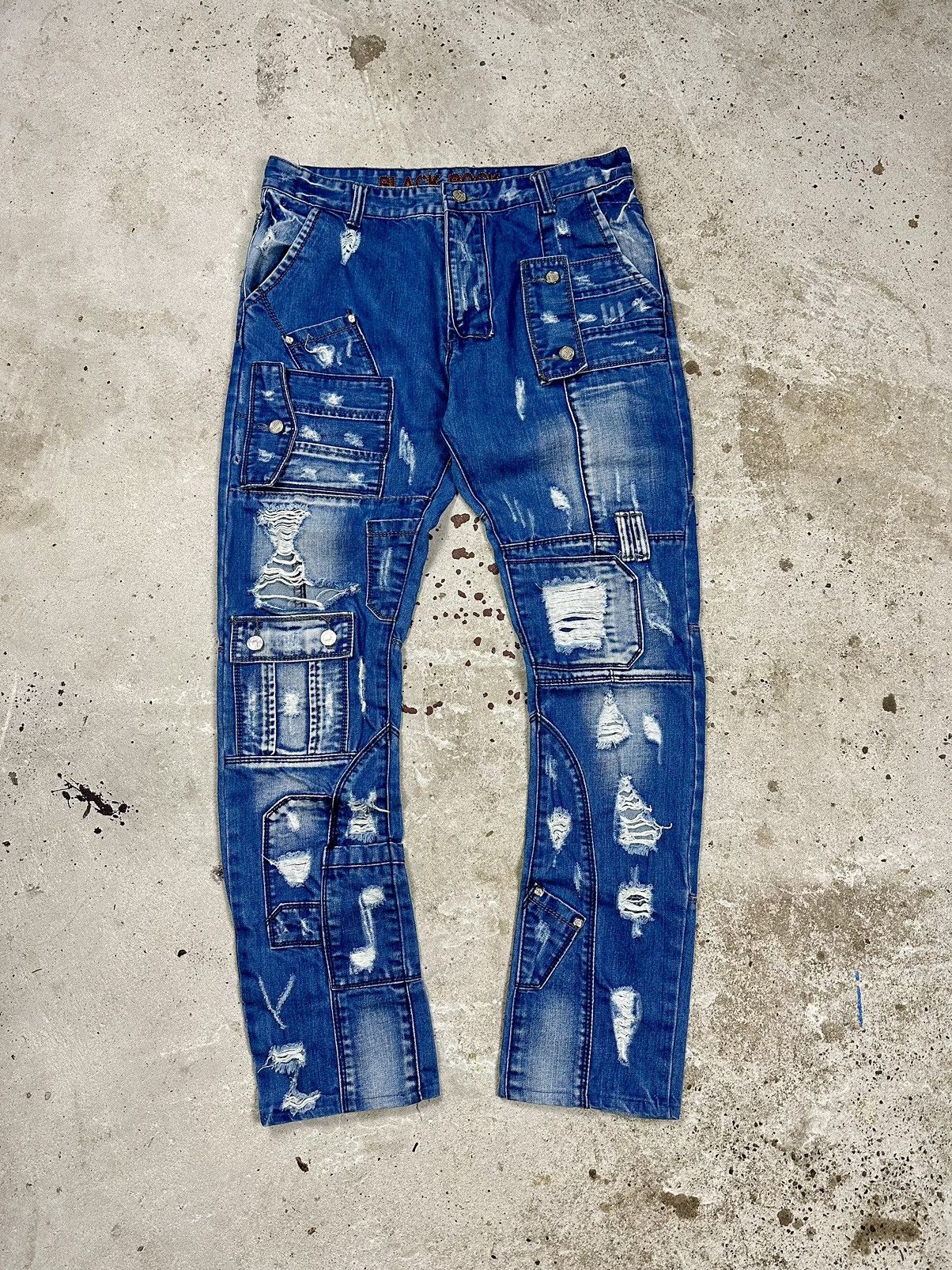 If Six Was Nine × Vintage Vintage Y2K Cargo Distressed Reworked Denim Pants Jeans Size US 32 / EU 48 - 1 Thumbnail