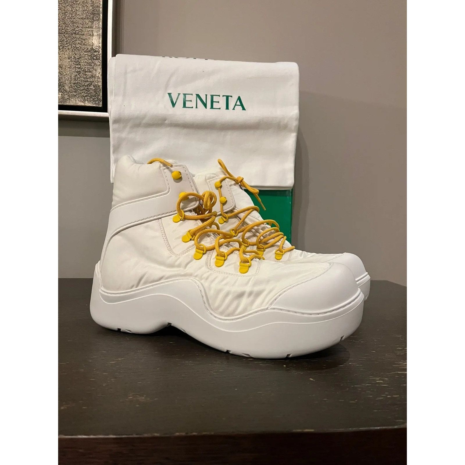 Bottega Veneta o1rshd1 Puddle Bomber Boots in String / Egg Yolk 43 Size US 10 / EU 43 - 8 Thumbnail