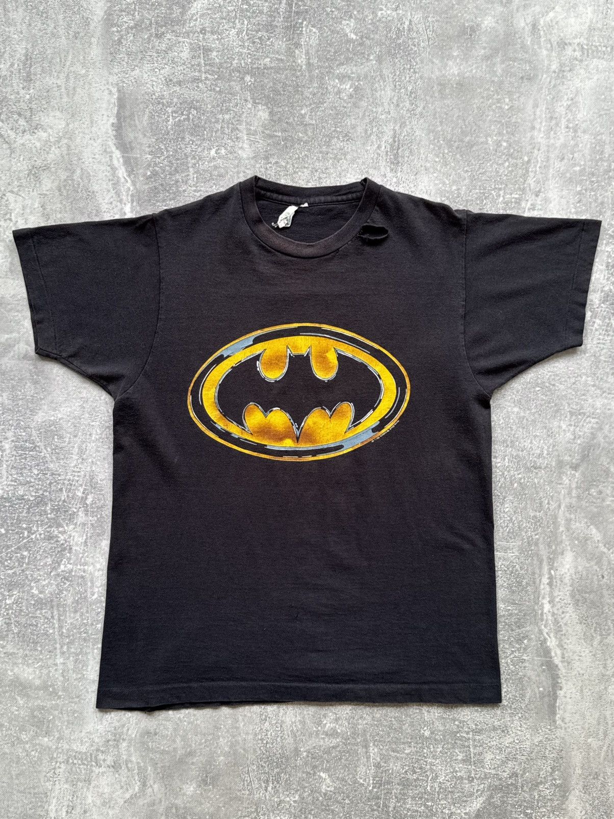 DC Comics Vintage 1989 Batman Logo Tee Shirt Distressed Single Stitch Size US M / EU 48-50 / 2 - 1 Thumbnail