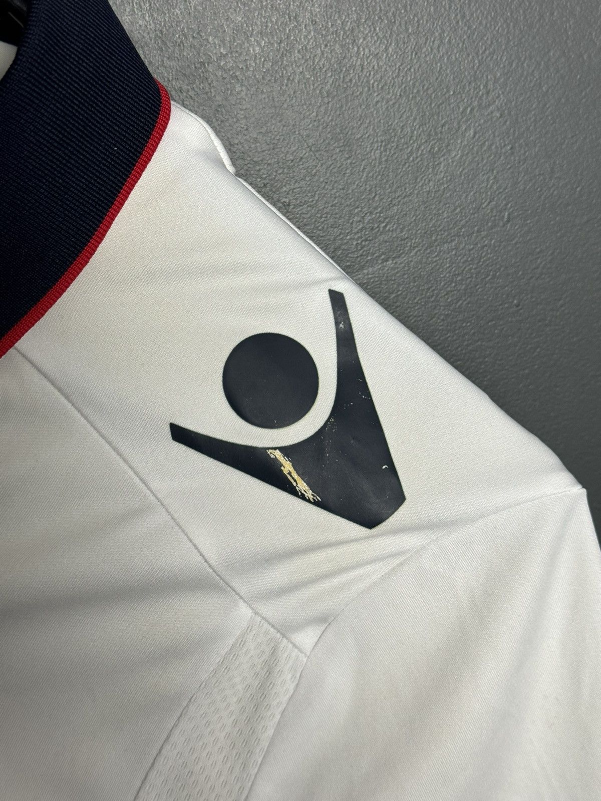 Macron Bolton 16/17 Home Football Jersey Size US M / EU 48-50 / 2 - 6 Thumbnail