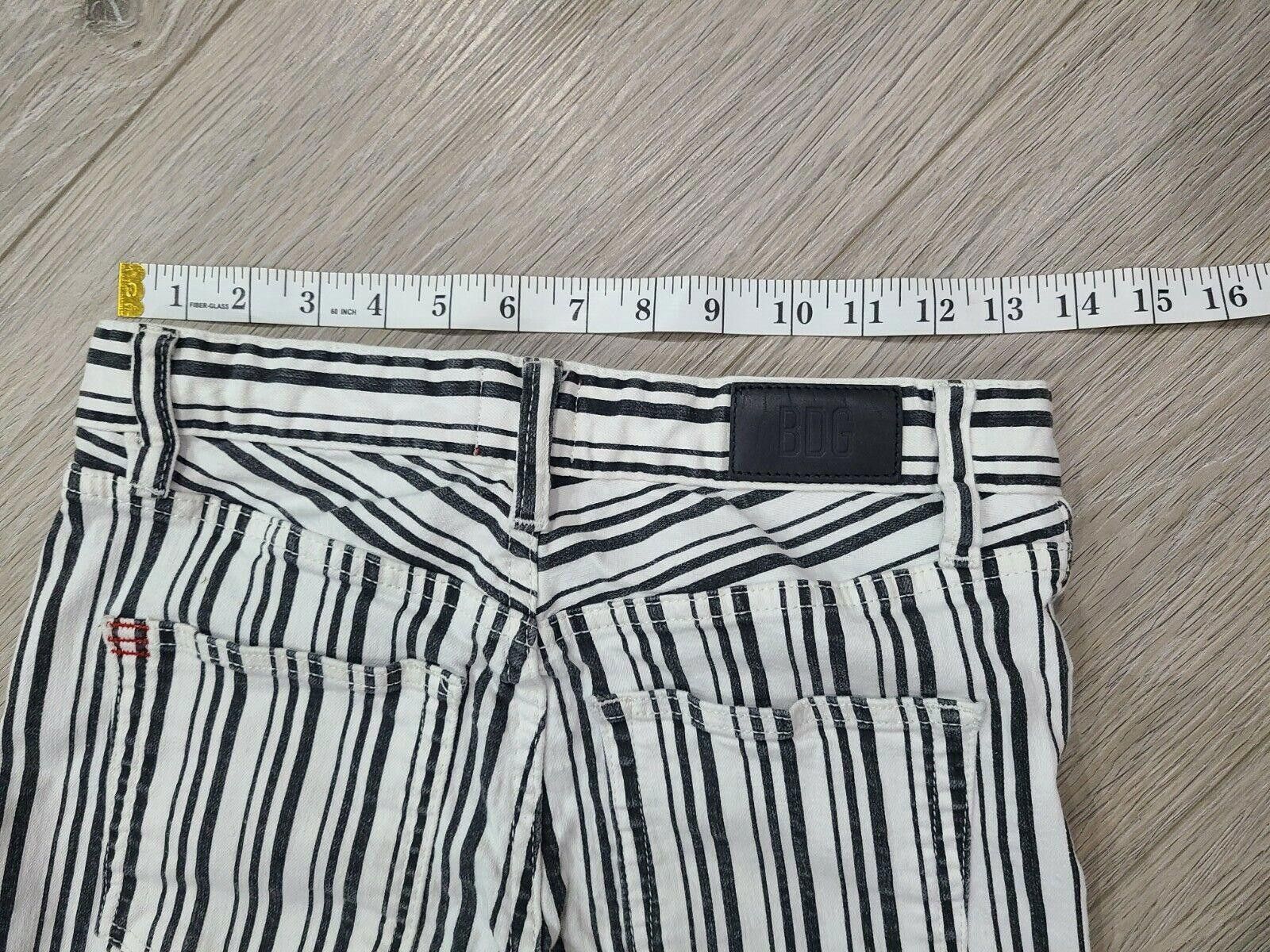 Bdg Bdg Jeans Size 27 Pin Stripes high Waisted Flare sz 4 Size 27" / US 4 / IT 40 - 7 Thumbnail