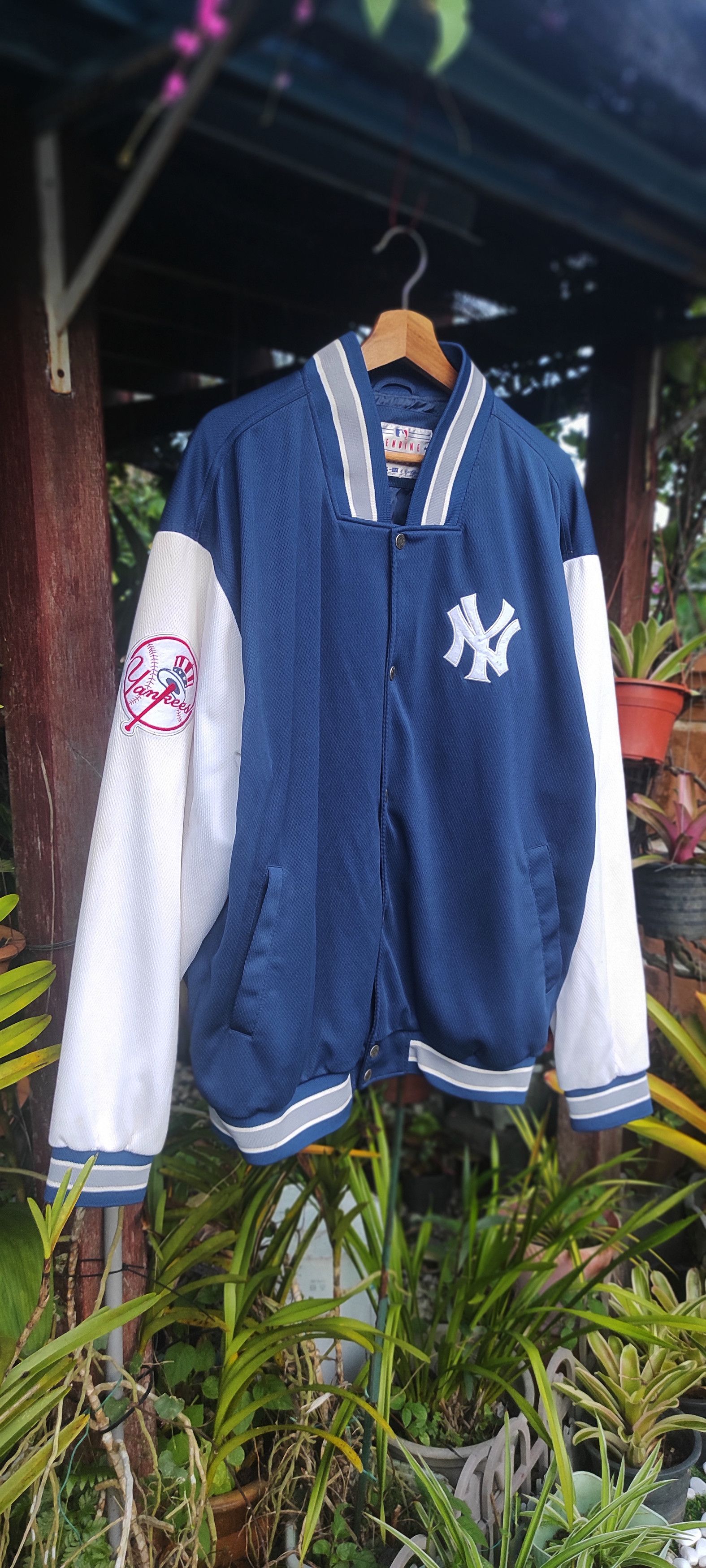 New York Yankees New York Yankees Varsity Jacket Size US XL / EU 56 / 4 - 3 Thumbnail