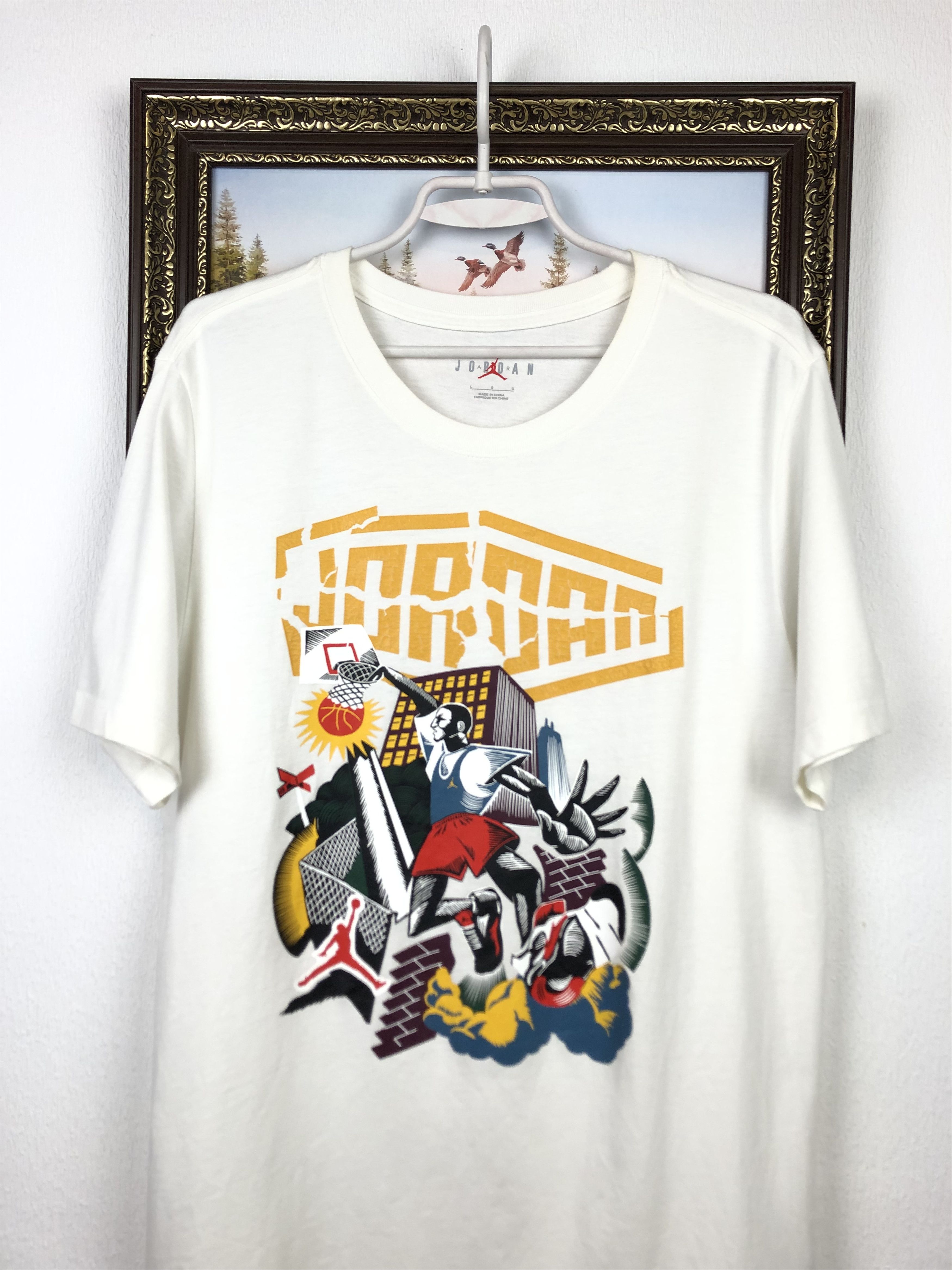 Nike Nike Jordan Over Print Big Logo NBA Shirt Mens Jersey Tee Size US L / EU 52-54 / 3 - 2 Thumbnail
