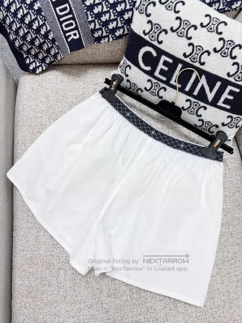 Chanel Chanel Black plaid double C elastic waist shorts Size 25" / US 0 / IT 36 - 3 Thumbnail