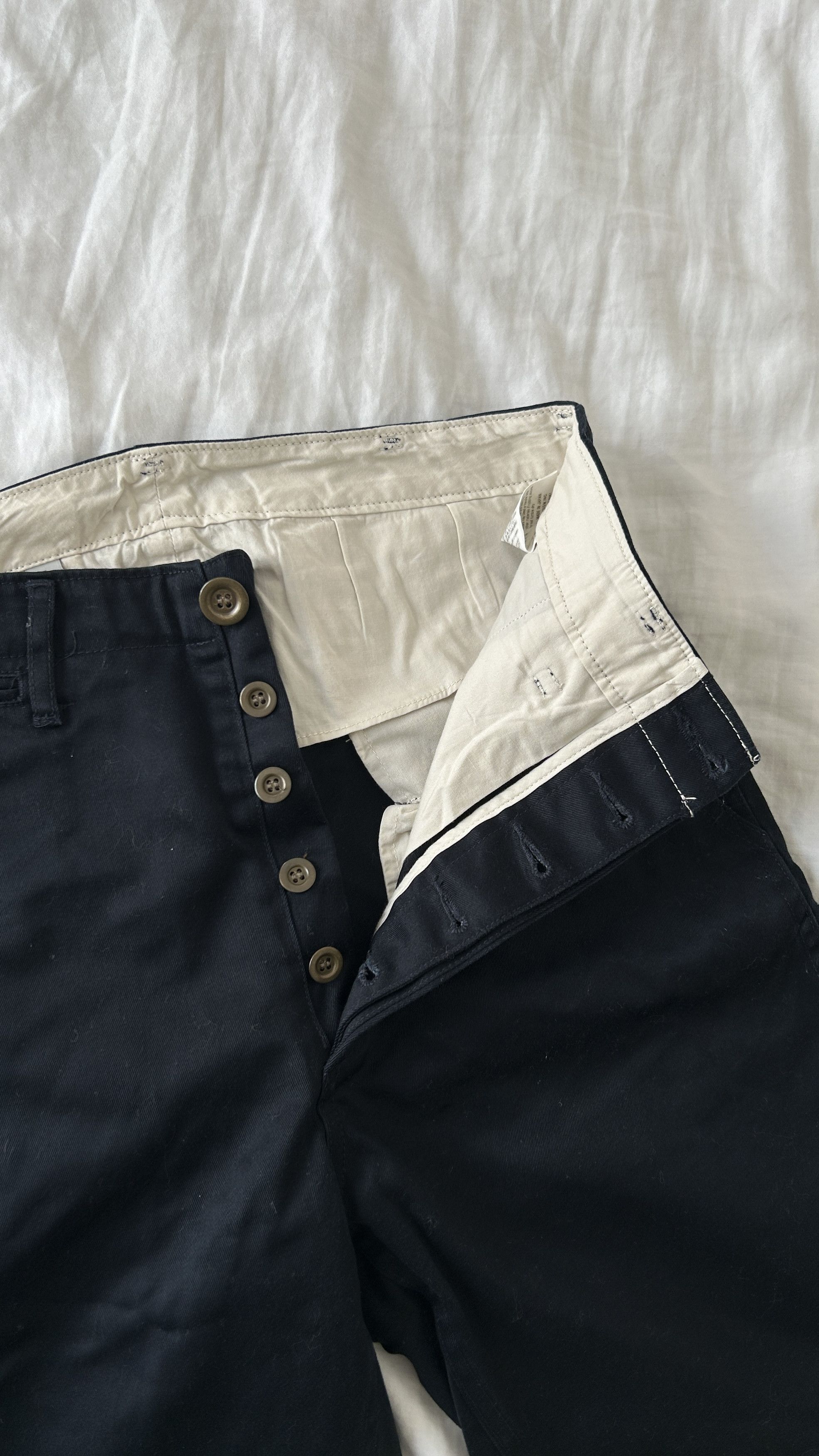 Visvim aa . 1 . AS NEW . CHINO SHORTS . 0116105008014 Size US 28 / EU 44 - 2 Thumbnail