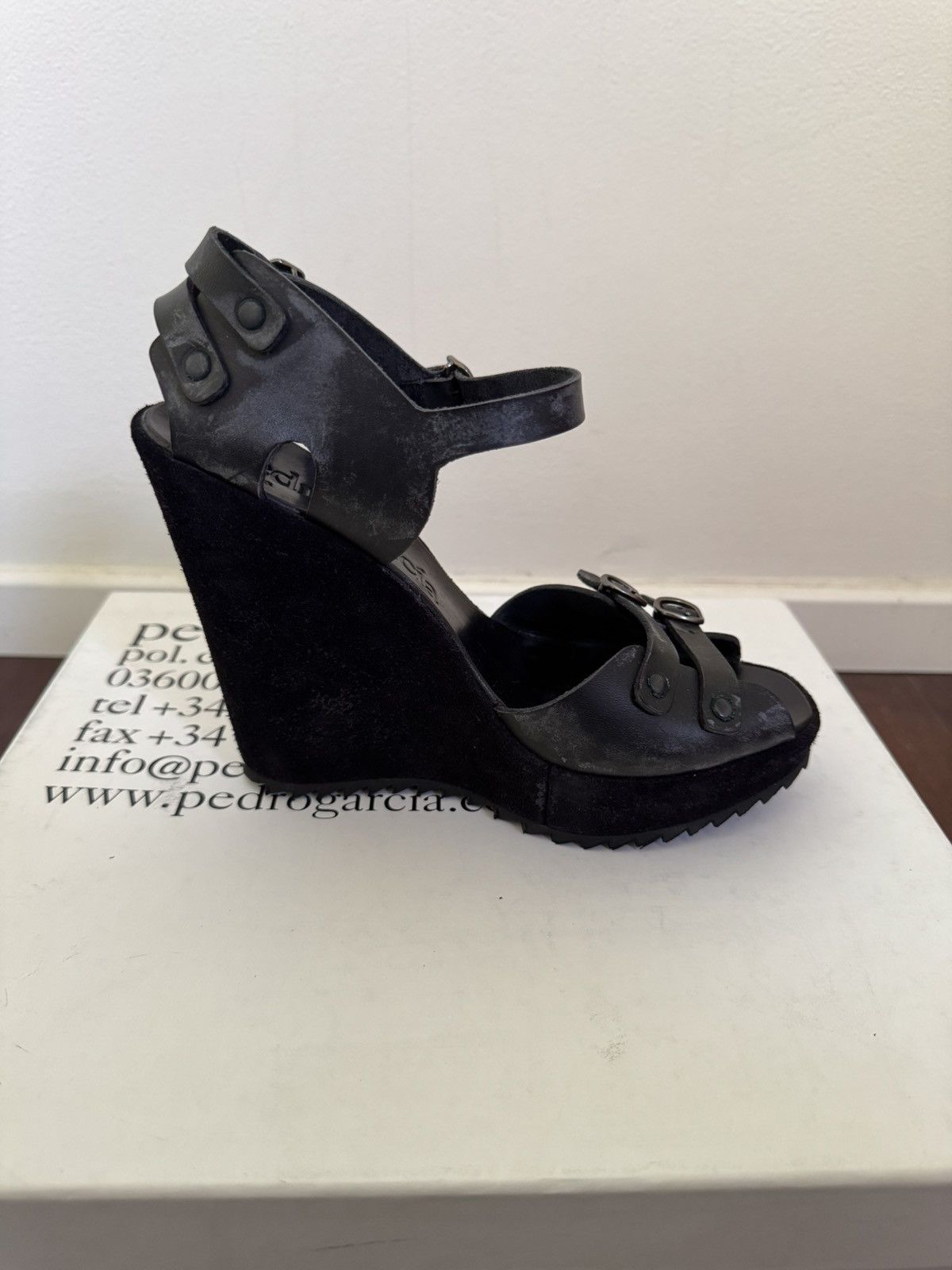 Pedro Garcia Pedro García Vega Multi Buckle Wedge (Black) Size US 7.5 / IT 37.5 - 10 Thumbnail